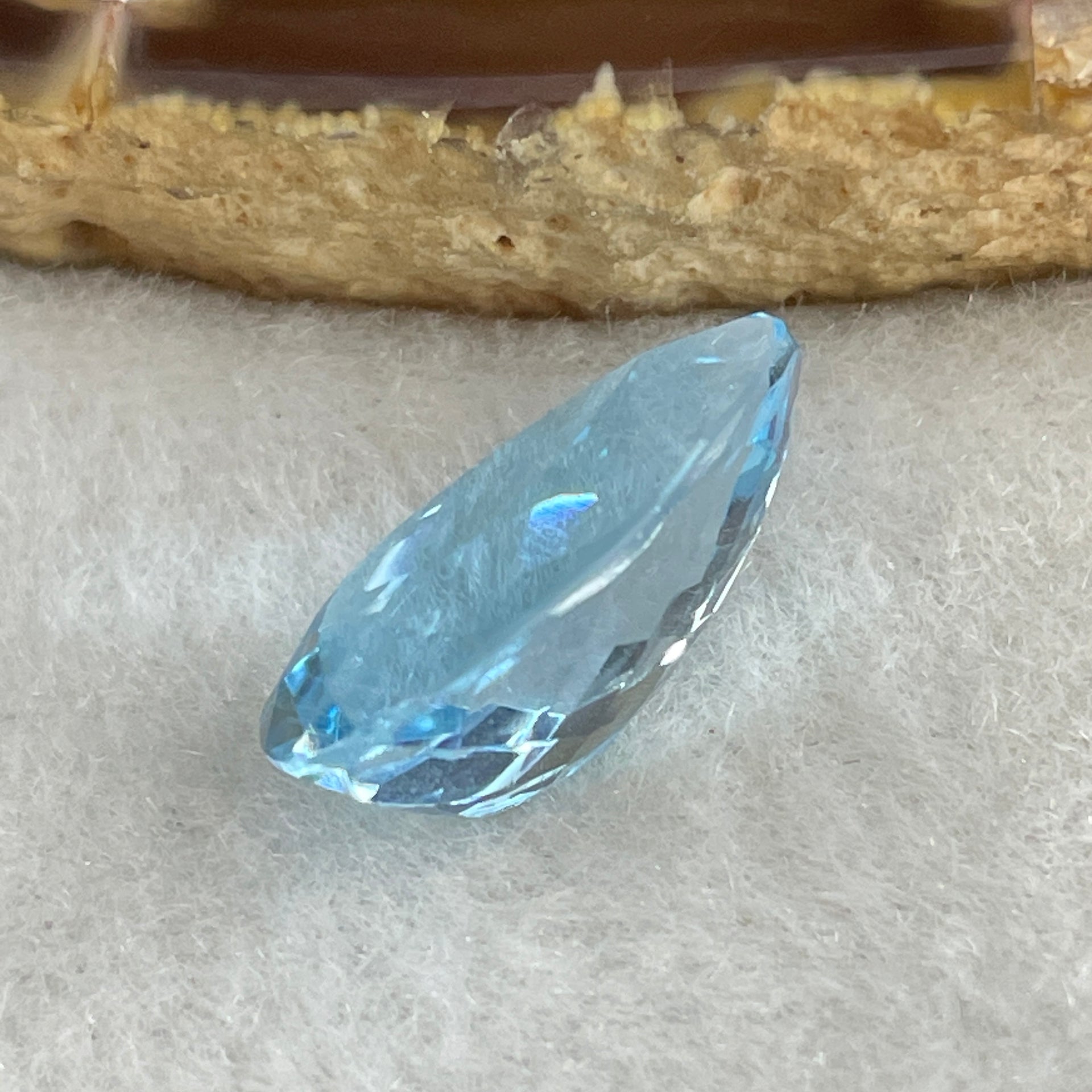 Natural Sky Blue Topaz Teardrop Shape 7.43ct 16.0 by 9.0 by 7.0mm - Huangs Jadeite and Jewelry Pte Ltd
