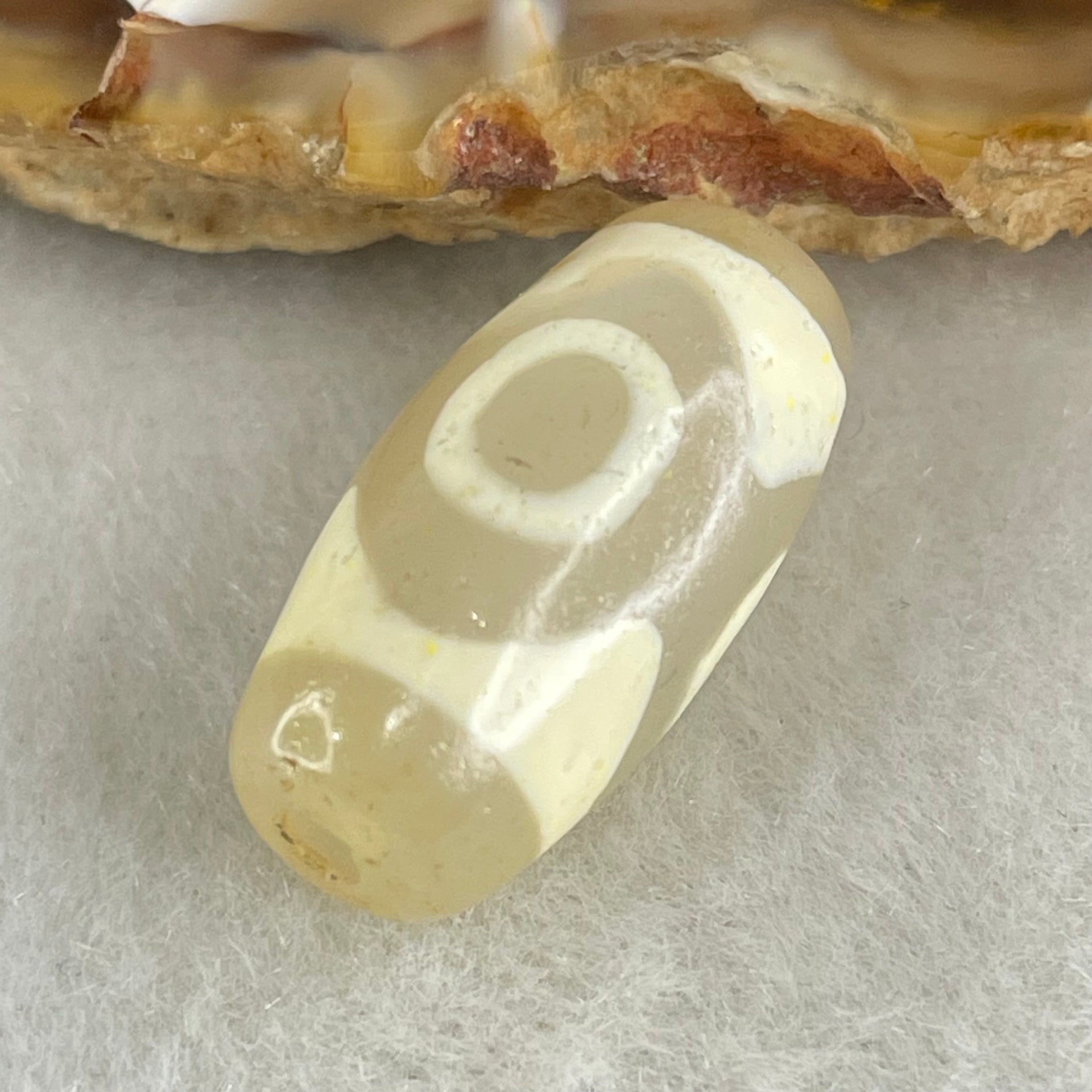 Natural Powerful Tibetan Old Oily Agate 3 Eyes Dzi Bead Heavenly Master (Tian Zhu) 三眼天诛 2.90g 20.1 by 10.1mm - Huangs Jadeite and Jewelry Pte Ltd