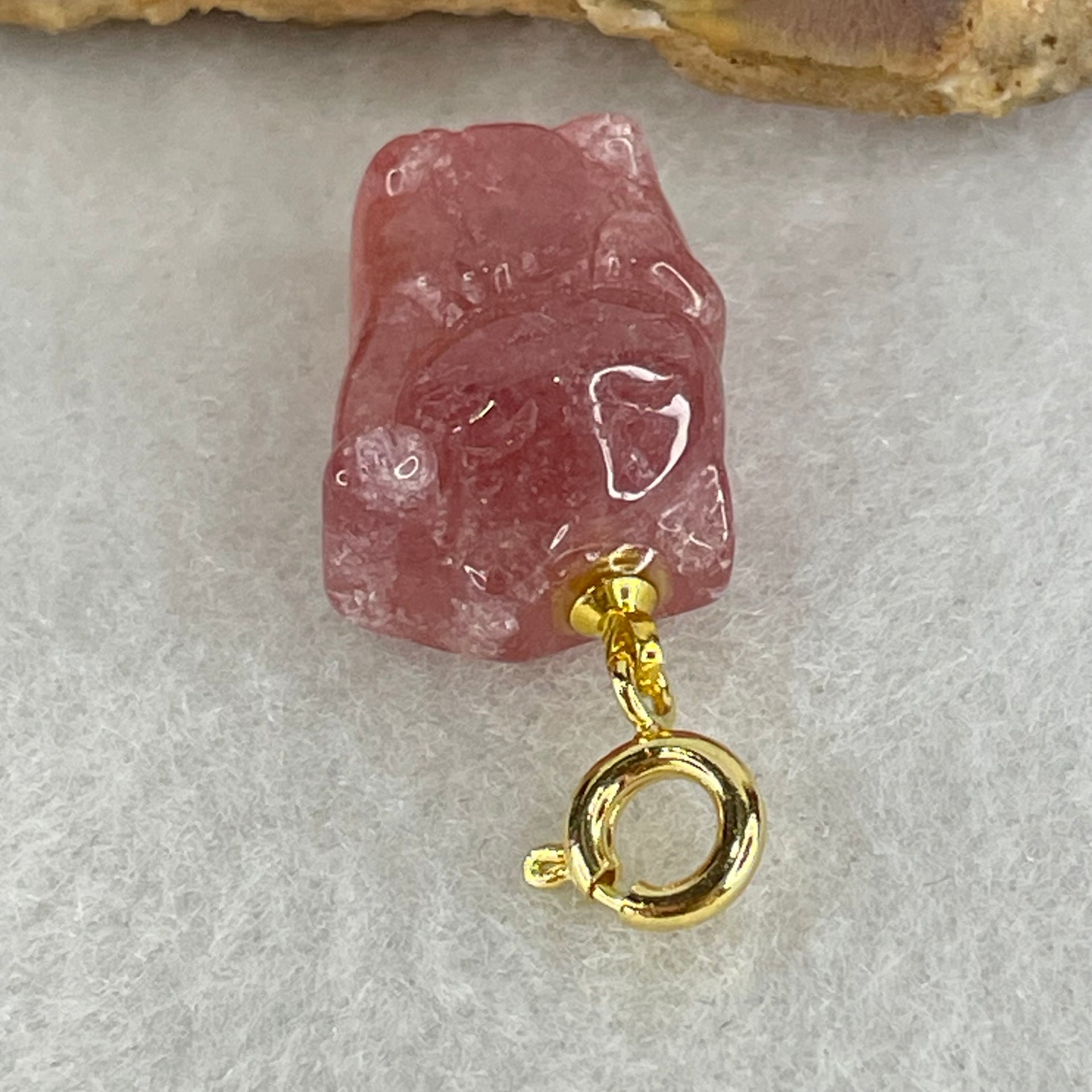 Natural Strawberry Quartz Fortune Cat Charm 3.52g 17.2 by 12.4 by 9.3mm - Huangs Jadeite and Jewelry Pte Ltd