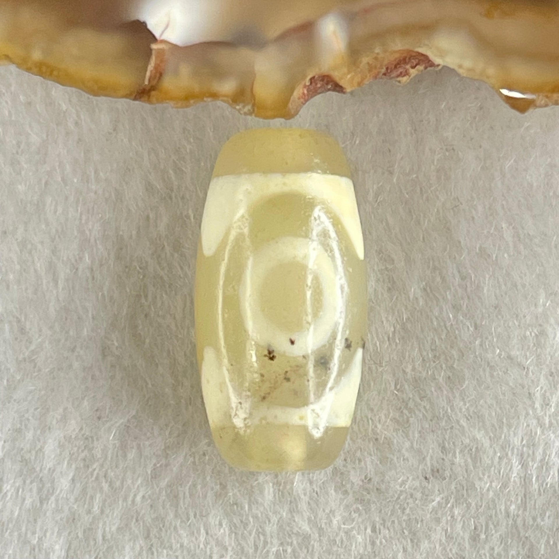 Natural Powerful Tibetan Old Oily Agate 3 Eyes Dzi Bead Heavenly Master (Tian Zhu) 三眼天诛 2.99g 20.0 by 10.1mm - Huangs Jadeite and Jewelry Pte Ltd