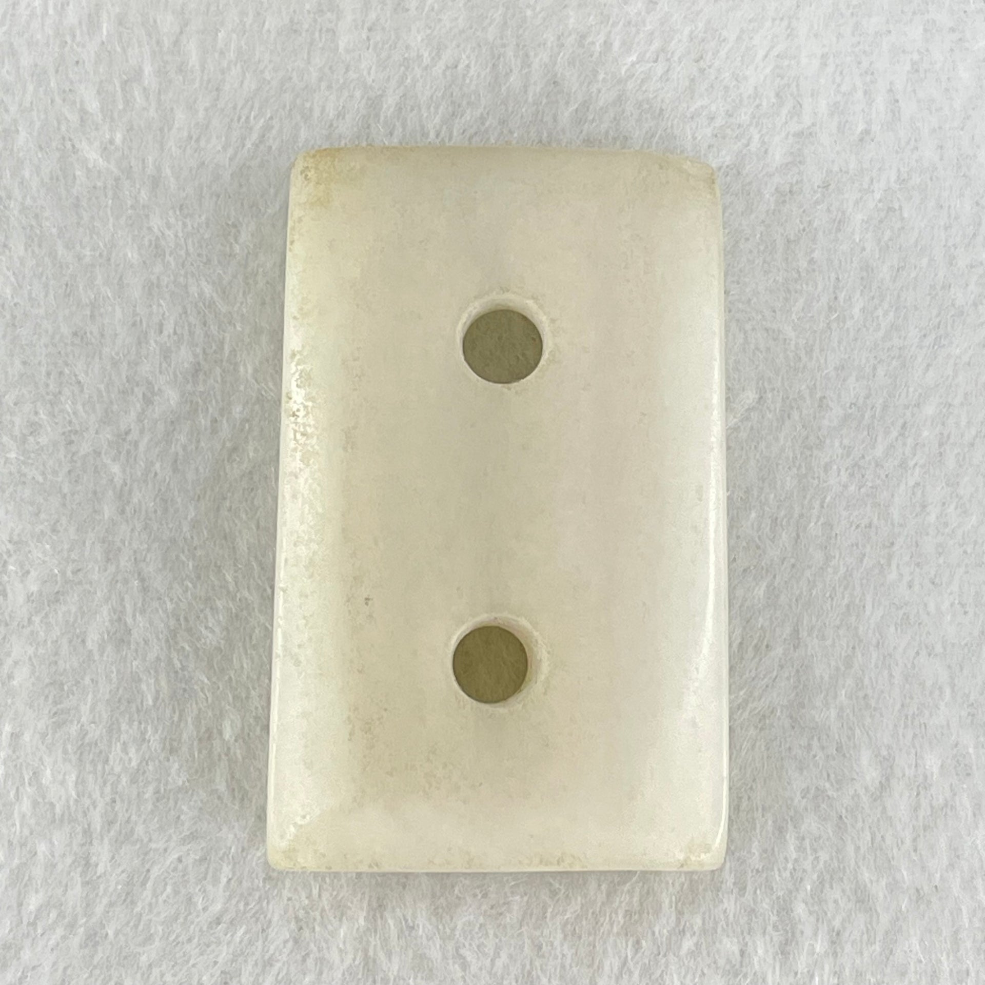 Antique Natural White Nephrite 26.34g 43.7 by 27.0 by 10.0mm - Huangs Jadeite and Jewelry Pte Ltd
