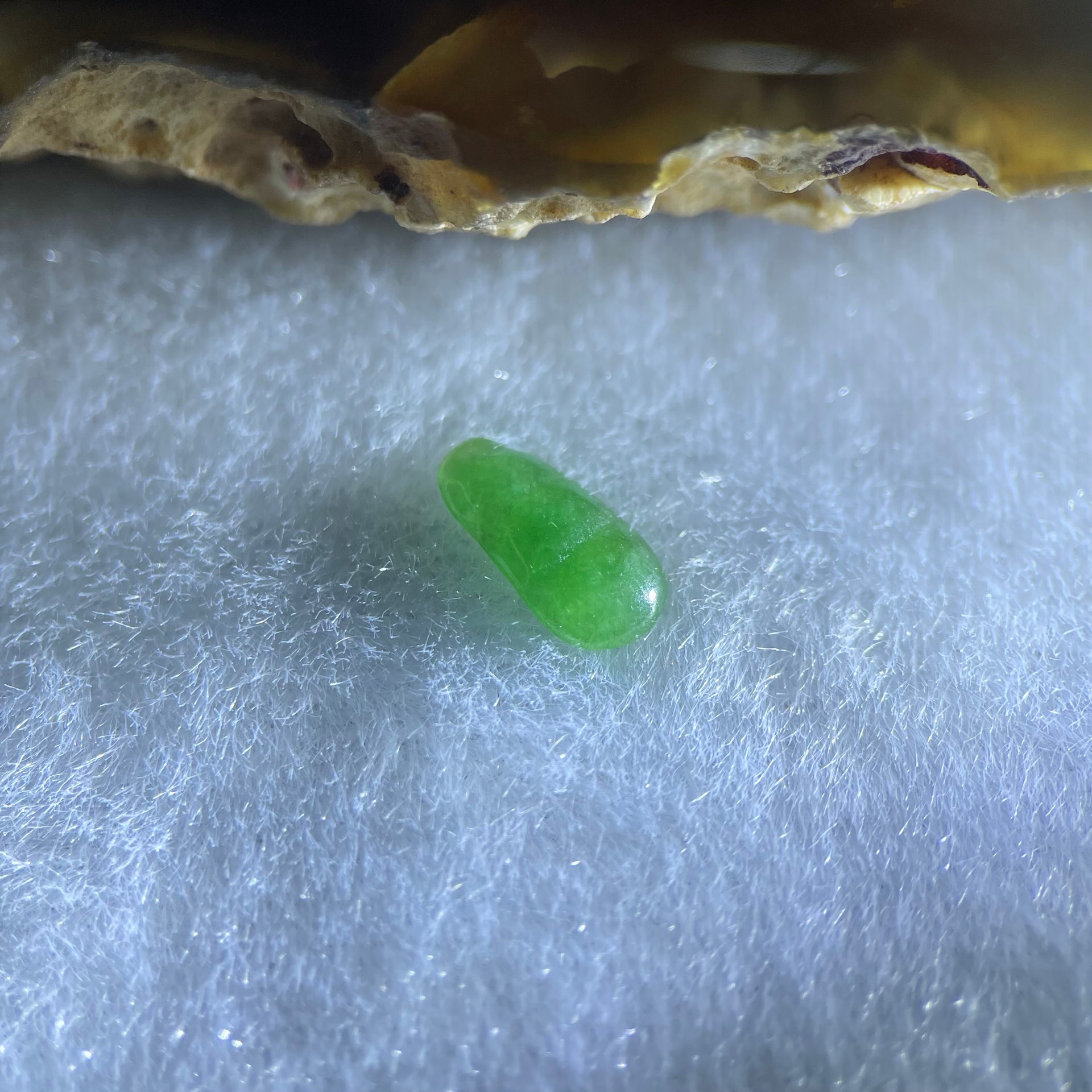 Type A Old Mine Full Green Jadeite Peapod Charm Stone For Setting 0.12g 8.5 by 4.4 by 1.4mm - Huangs Jadeite and Jewelry Pte Ltd