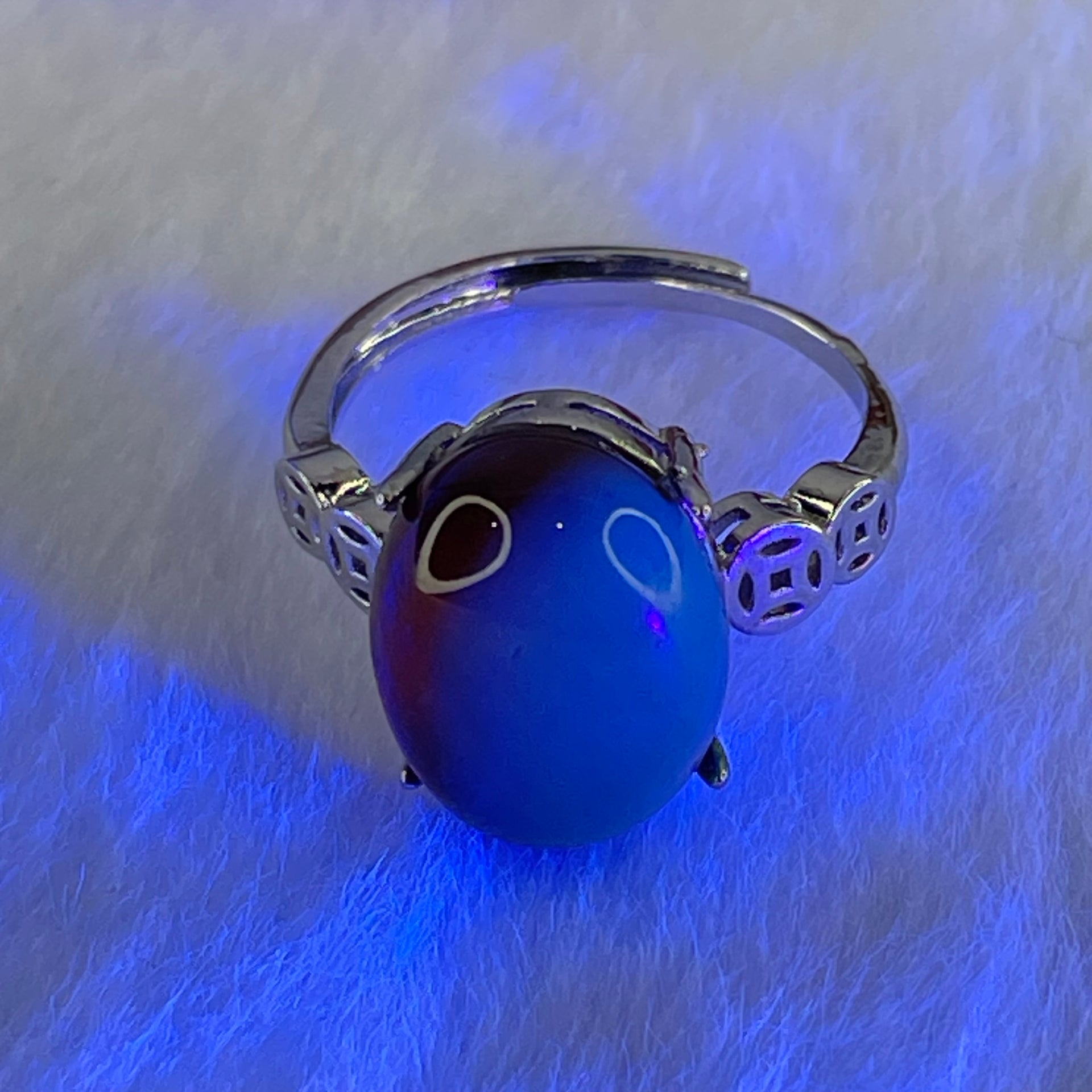 Natural Red Amber in S925 Sliver Ring (Adjustable Size) 2.57g 13.8 by 10.9 by 6.0mm - Huangs Jadeite and Jewelry Pte Ltd