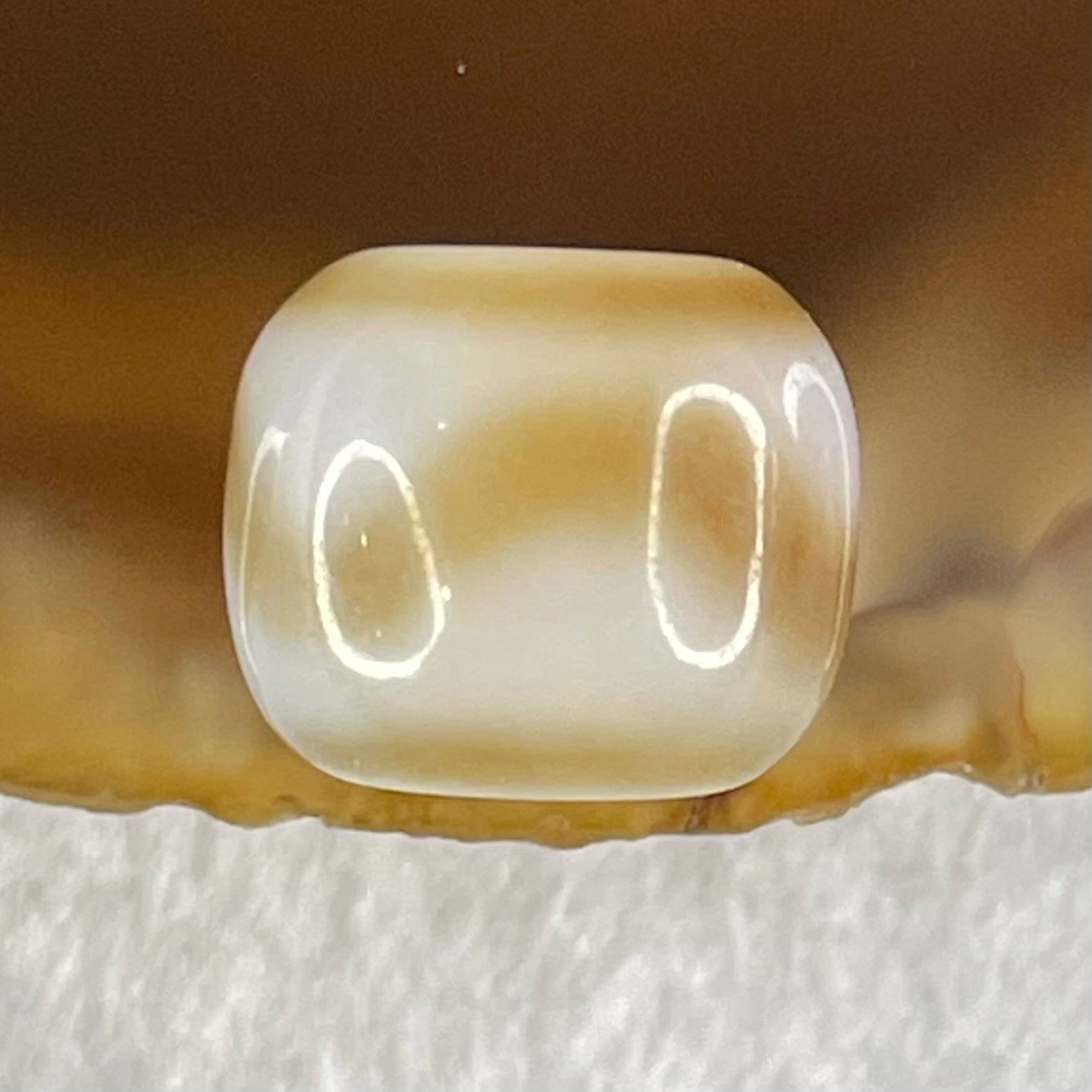 Natural Powerful Tibetan Old Oily Agate Tiger Tooth Daluo Dzi Bead Heavenly Master (Tian Zhu) 2.01g 9.6 by 11.3mm - Huangs Jadeite and Jewelry Pte Ltd
