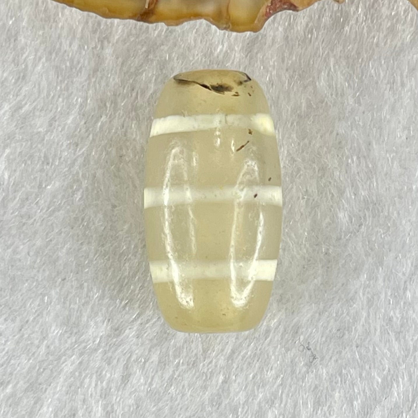 Natural Powerful Tibetan Old Oily Agate 3-Lines Dzi Bead Heavenly Master (Tian Zhu) 三行天诛 3.40g 19.9 by 10.5mm - Huangs Jadeite and Jewelry Pte Ltd