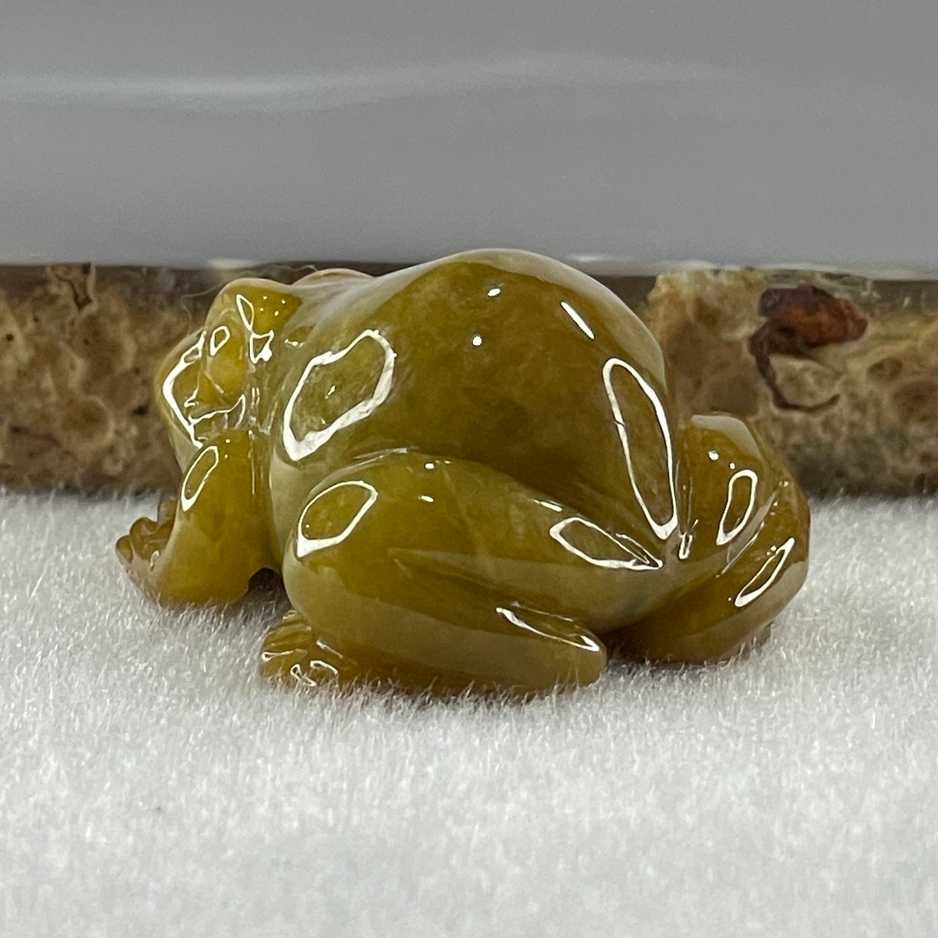 Natural Type A Yellow Jadeite Frog Pendant Charm 18.93g 31.7 by 26.4 by 16.9mm - Huangs Jadeite and Jewelry Pte Ltd