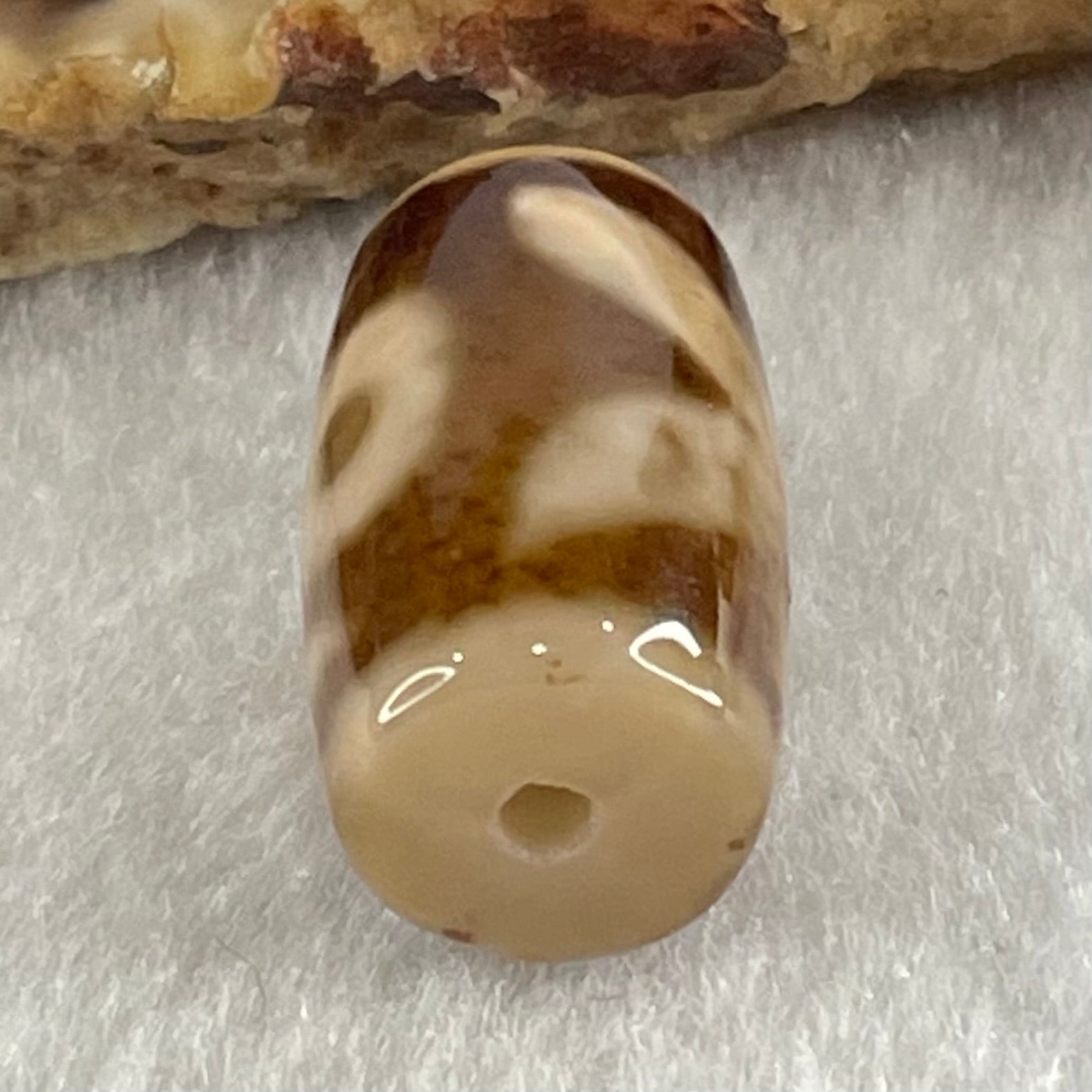 Natural Powerful Tibetan Old Oily Agate Patina Guiren Tairen Human Dzi Bead Totem Amulet Heavenly Master (Tian Zhu) 贵人天诛 4.68g 19.9 by 11.6mm - Huangs Jadeite and Jewelry Pte Ltd