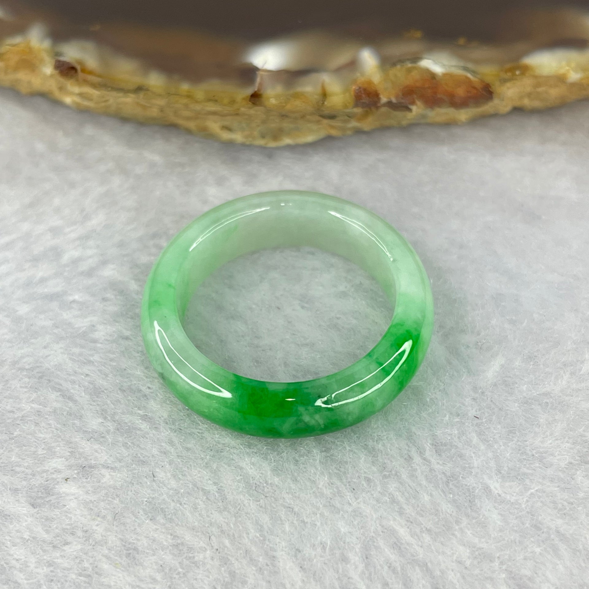 Type A Green with Spicy Green Piao Hua Jadeite Ring 3.49g 5.7 by 3.5 mm US 8.25 / HK 18 (Very Slight Internal Line) - Huangs Jadeite and Jewelry Pte Ltd
