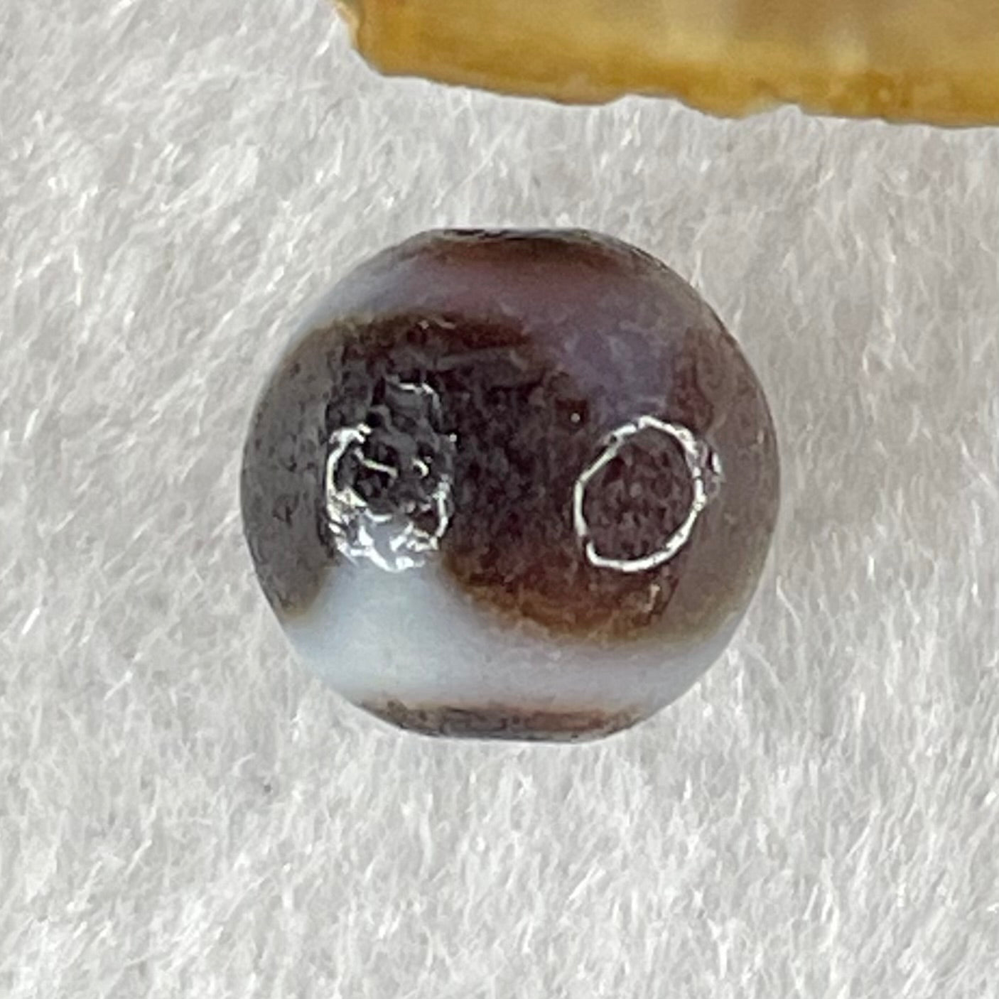 Natural Powerful Tibetan Old Oily Agate Tiger Tooth Daluo Dzi Bead Heavenly Master (Tian Zhu) 虎呀天诛 1.42g 9.9 by 10.3mm - Huangs Jadeite and Jewelry Pte Ltd