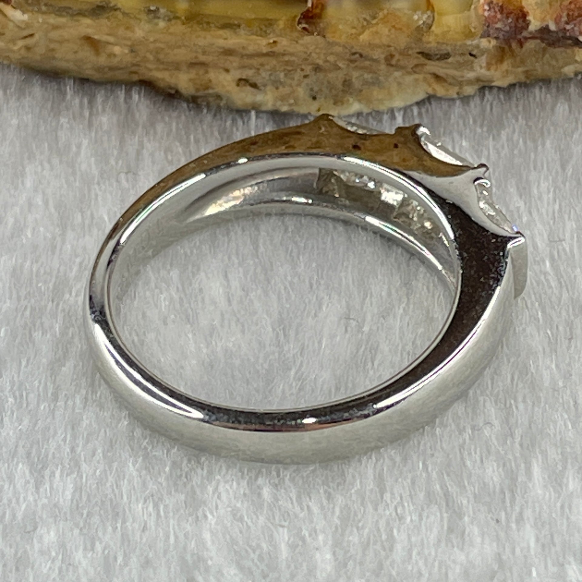 High Grade Natural Diamonds 1.0ct Platinum PT900 Ring Total 7.28g US6 HK13 EU52 Inner Diameter 16.5mm - Huangs Jadeite and Jewelry Pte Ltd