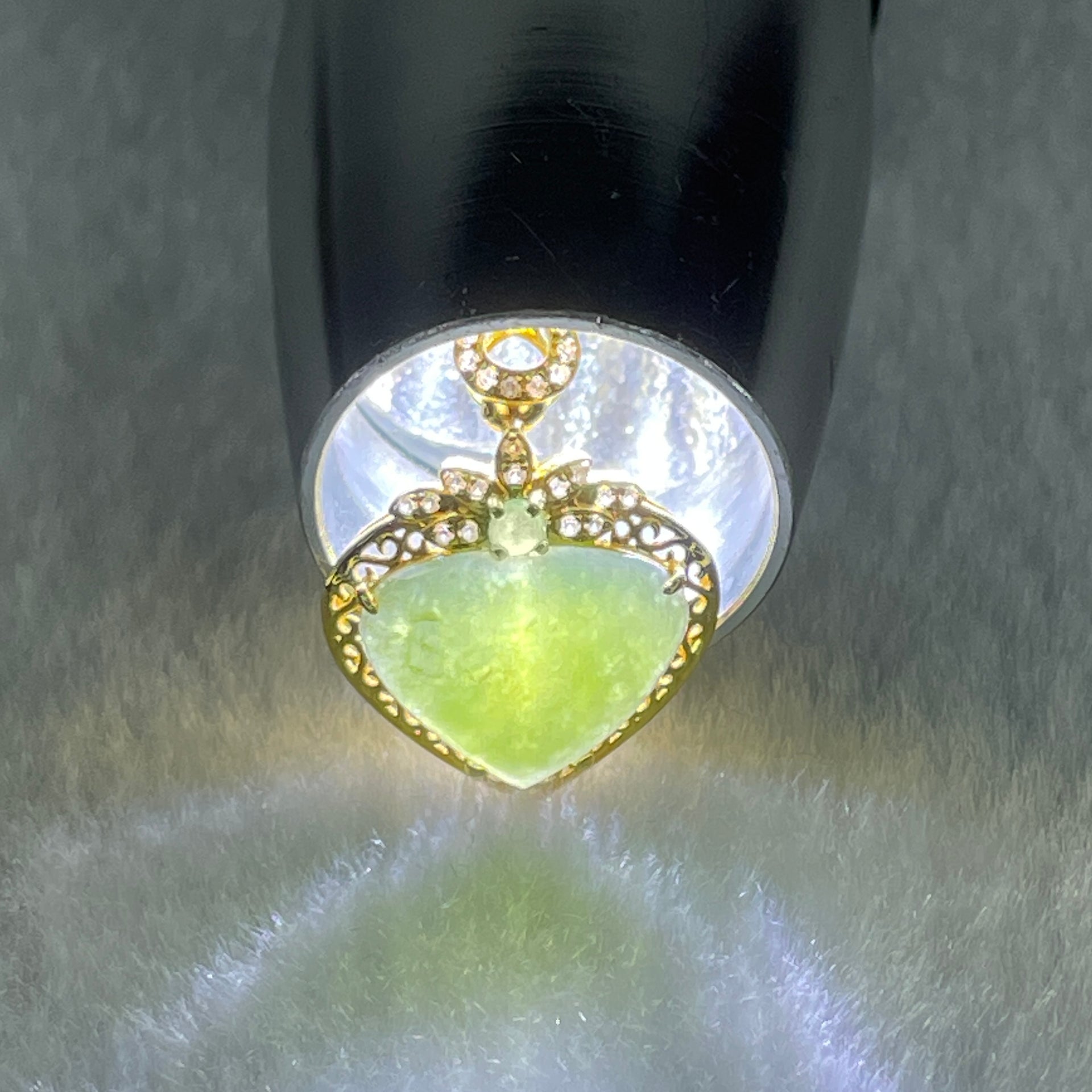 Type A Natural Icy Green Jadeite Heart Shape in 18K 750 Yellow Gold and Diamonds Clasp Pendant 1.83g 10.5 by 13.0 by 3.0mm - Huangs Jadeite and Jewelry Pte Ltd