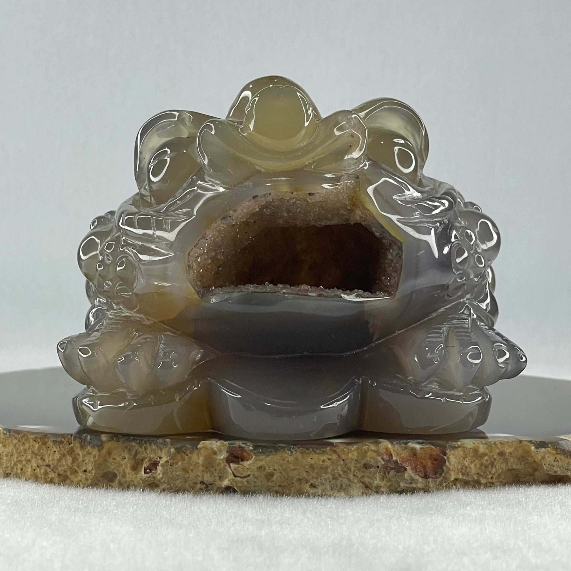 Natural Icy Dark Purpleish Wuji with Brown Agate 3 Legged Toast Display 520.6g 90.0 by 92.0 by 65.0mm - Huangs Jadeite and Jewelry Pte Ltd