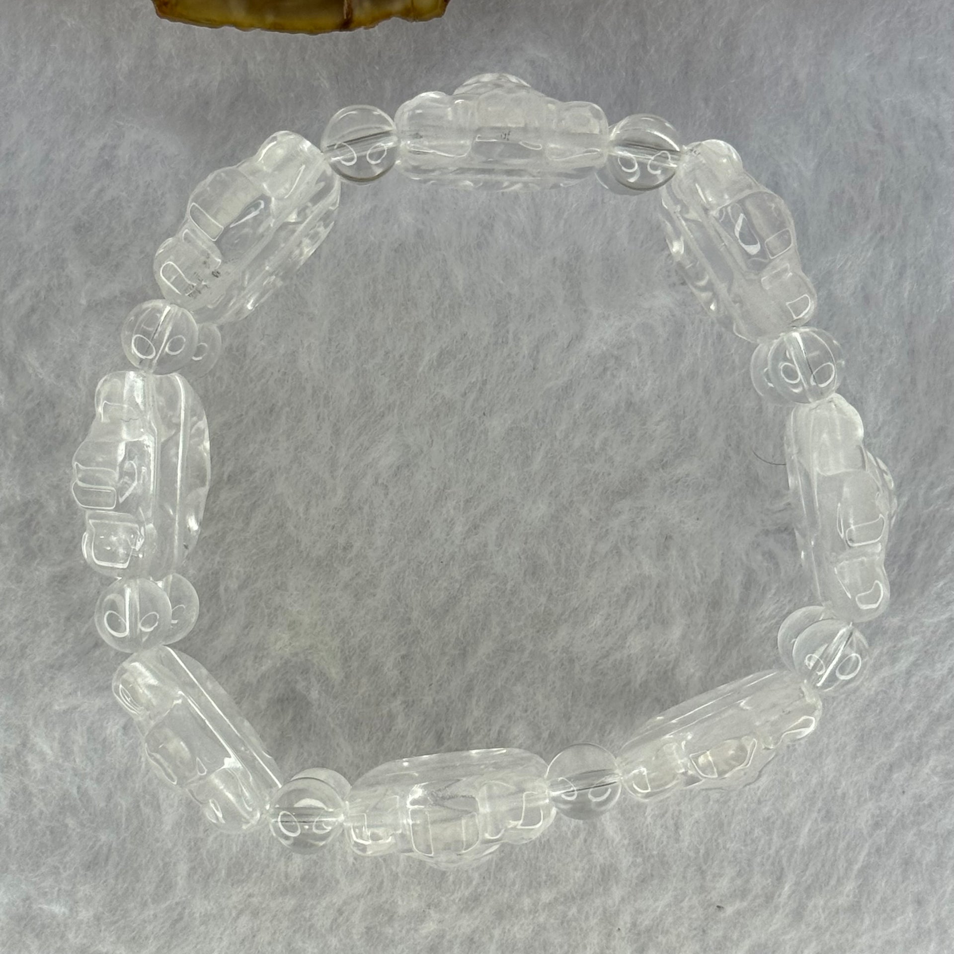 Natural Clear Quartz 9 Tail Fox Bracelet 39.45g 17cm 21.6 by 19.0 by 8.0mm 8pcs - Huangs Jadeite and Jewelry Pte Ltd