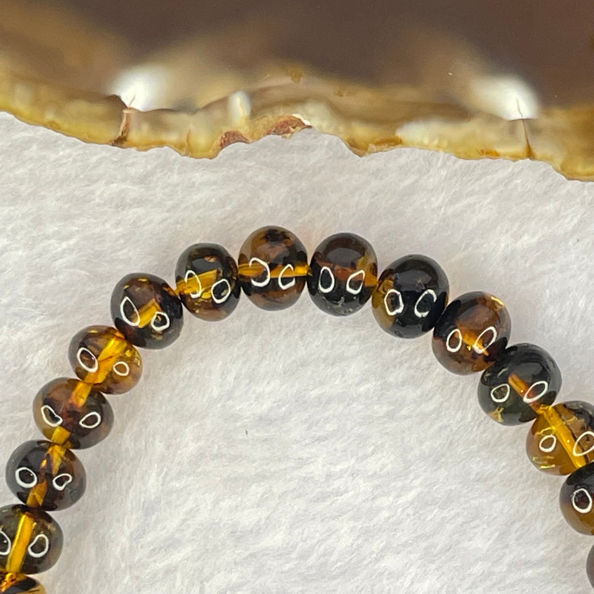 Natural Dark Brownish Yellow Flower Amber Beads Bracelet 天然抚顺金珀手链 7.13g 15.5cm 7.9mm 29 Beads - Huangs Jadeite and Jewelry Pte Ltd