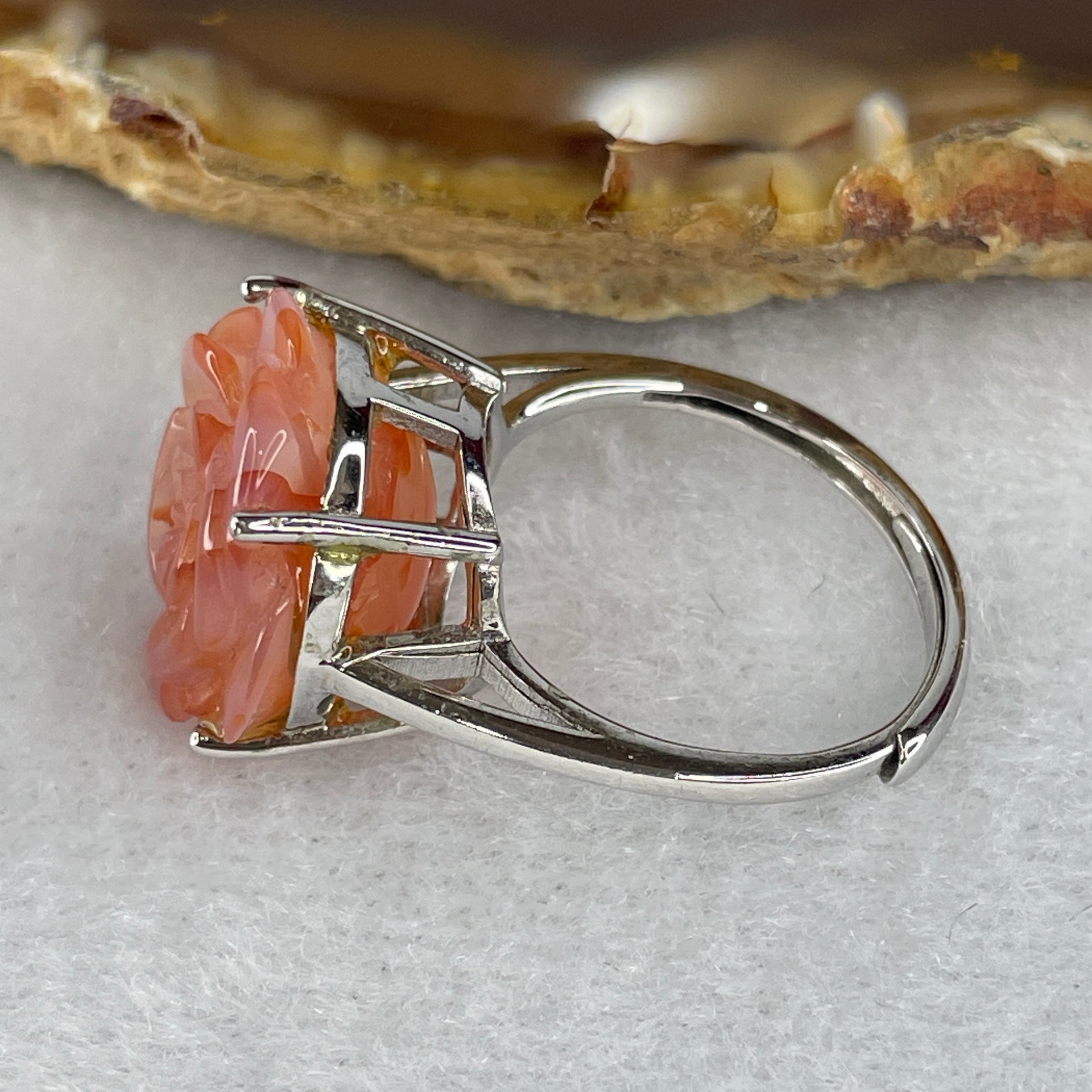 Natural Pink Agate Flower Ring in S925 Sliver 4.98g 16.7 by 15.4 by 8.5mm (Adjustable Size) - Huangs Jadeite and Jewelry Pte Ltd