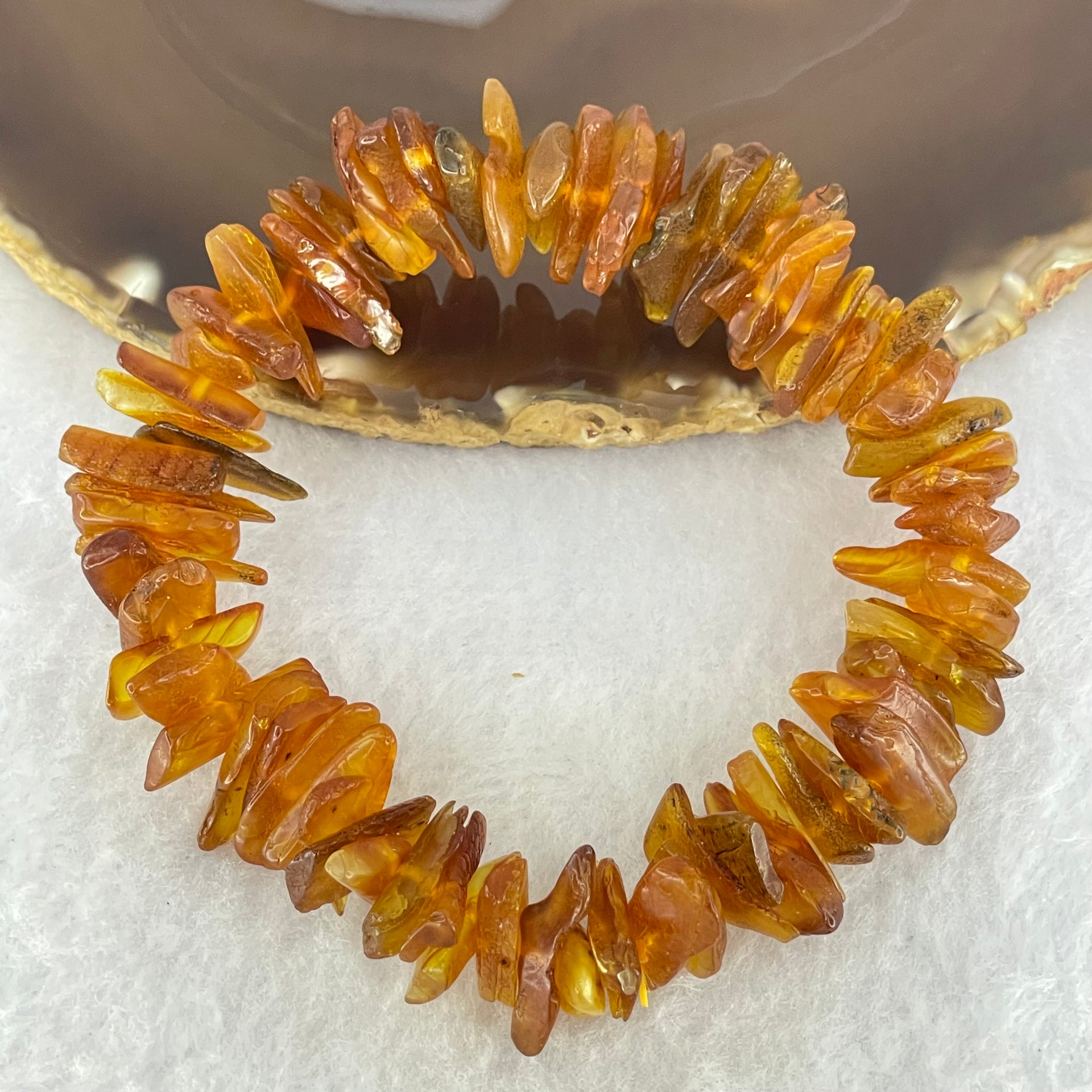 Natural Amber Raw Stone Irregular Beads Bracelet 天然蜜蜂蜡原石手链 21.38g 19cm 16.9 by 8.6 by 3.0mm 71pcs - Huangs Jadeite and Jewelry Pte Ltd