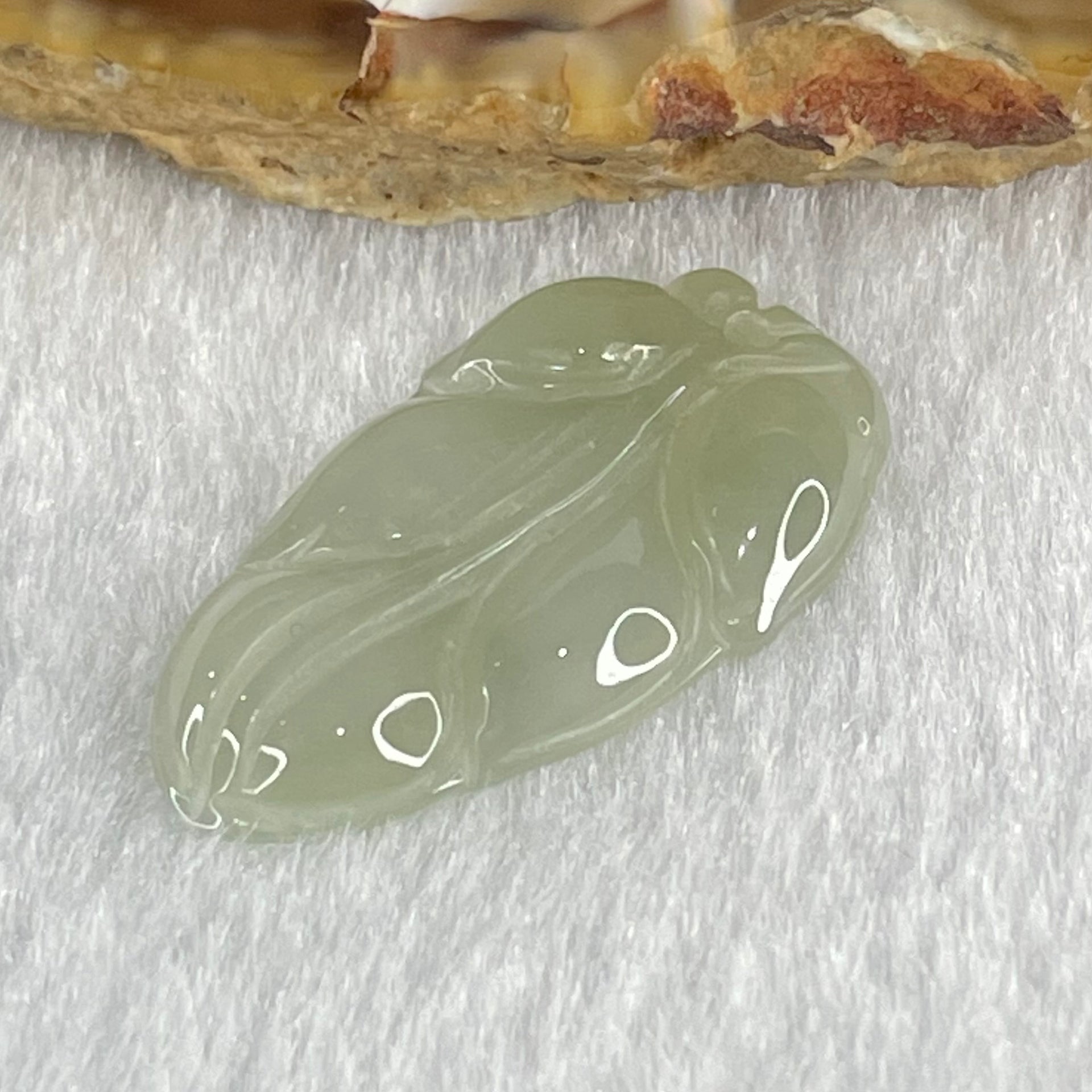 Type A Semi Icy Light Blueish Green Jadeite Leaf Pendant 2.06g 26.7 by 15.0 by 3.5mm - Huangs Jadeite and Jewelry Pte Ltd