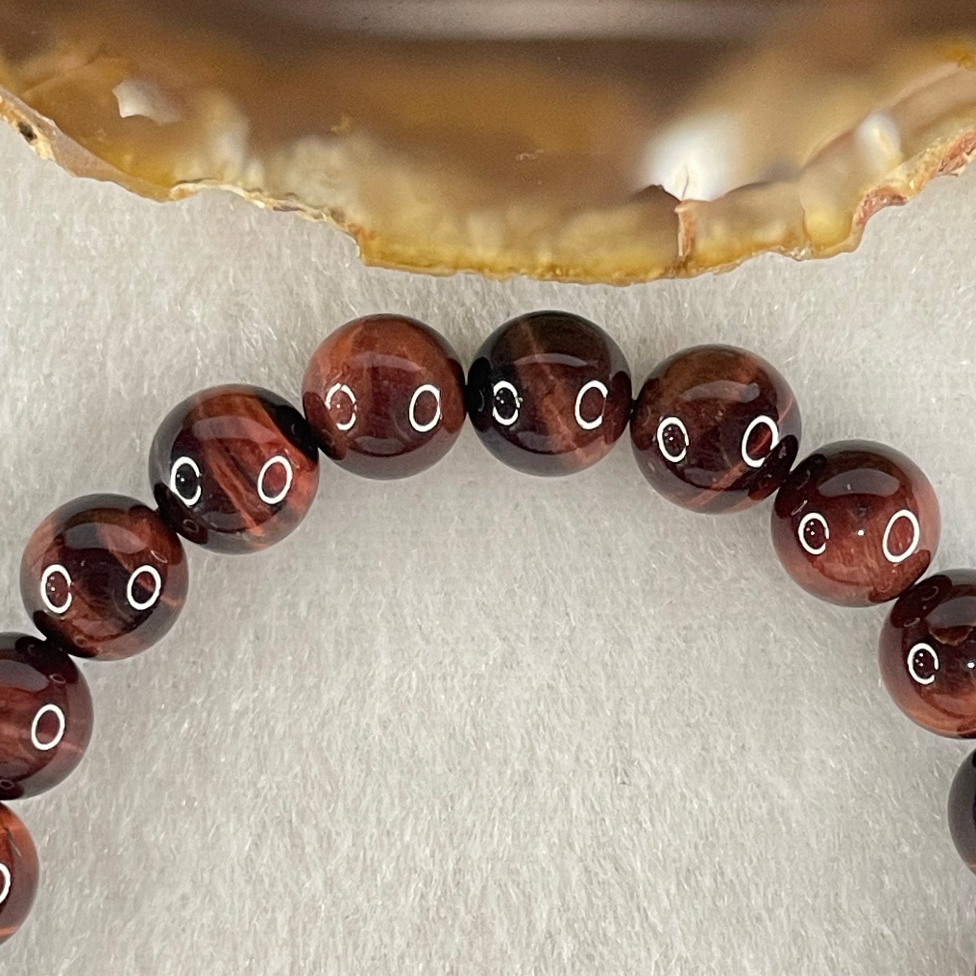 Natural Red Tiger's Eye Quartz Beads Bracelet 17.97g 15.5cm 8.2mm 23 Beads - Huangs Jadeite and Jewelry Pte Ltd