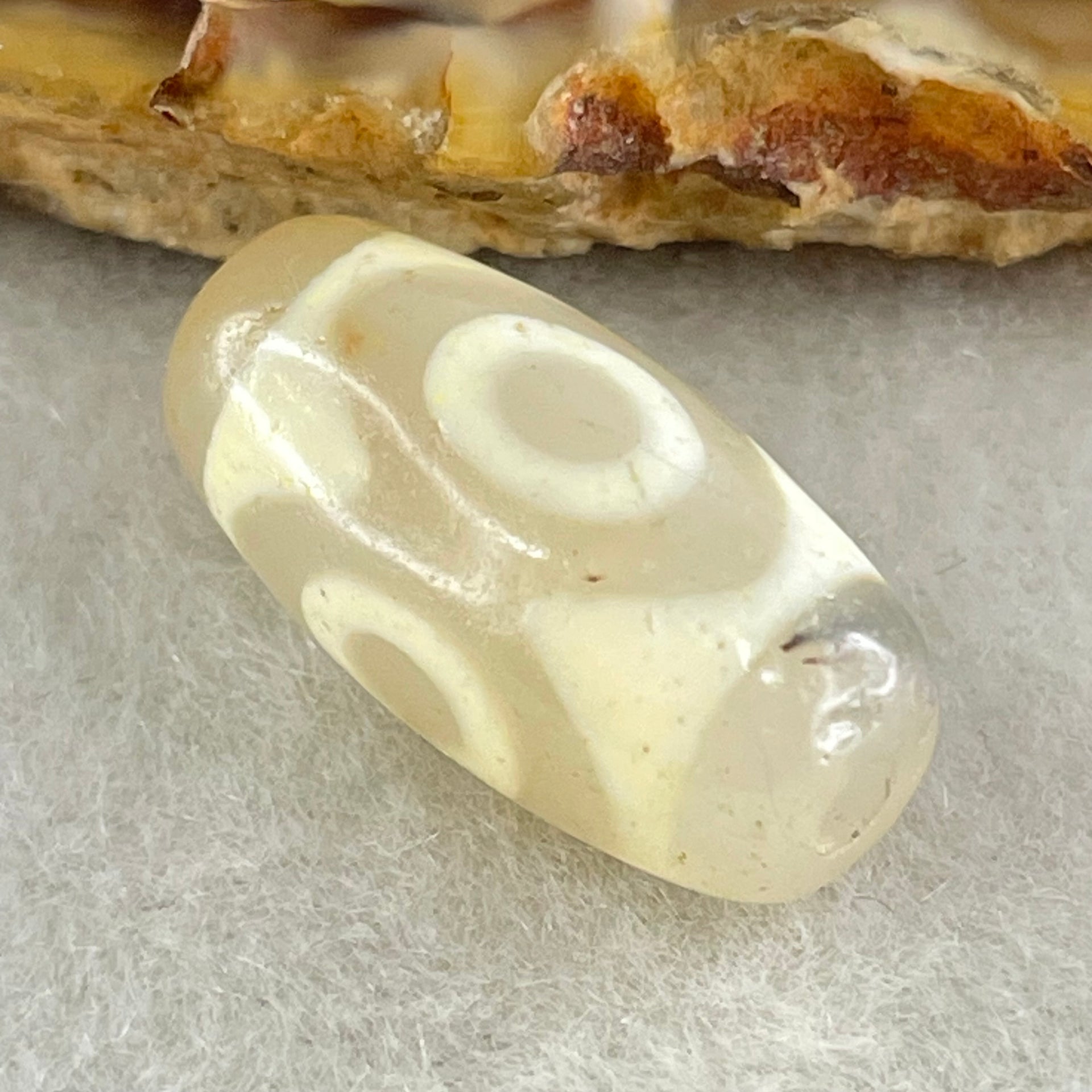 Natural Powerful Tibetan Old Oily Agate 3 Eyes Dzi Bead Heavenly Master (Tian Zhu) 三眼天诛 2.91g 20.1 by 10.1mm - Huangs Jadeite and Jewelry Pte Ltd