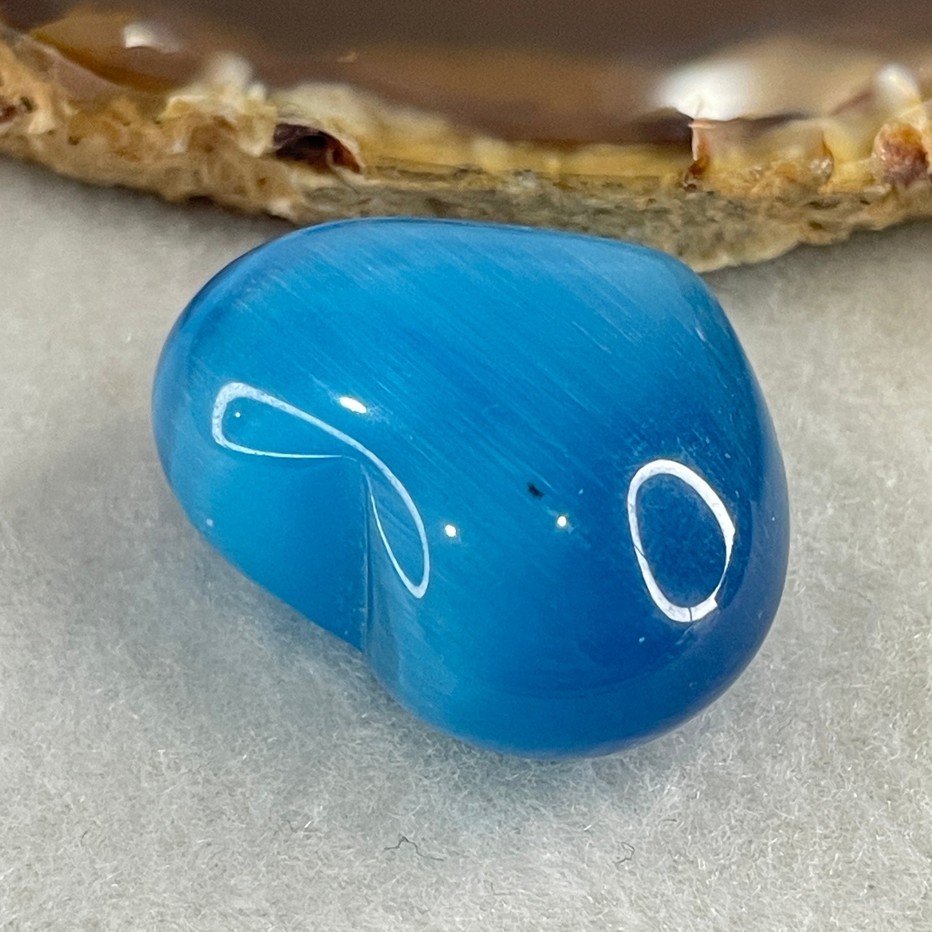 Natural Blue Cats Eye Glass Mini Heart Shape Display 16.15g 30.0 by 24.4 by 16.0mm - Huangs Jadeite and Jewelry Pte Ltd