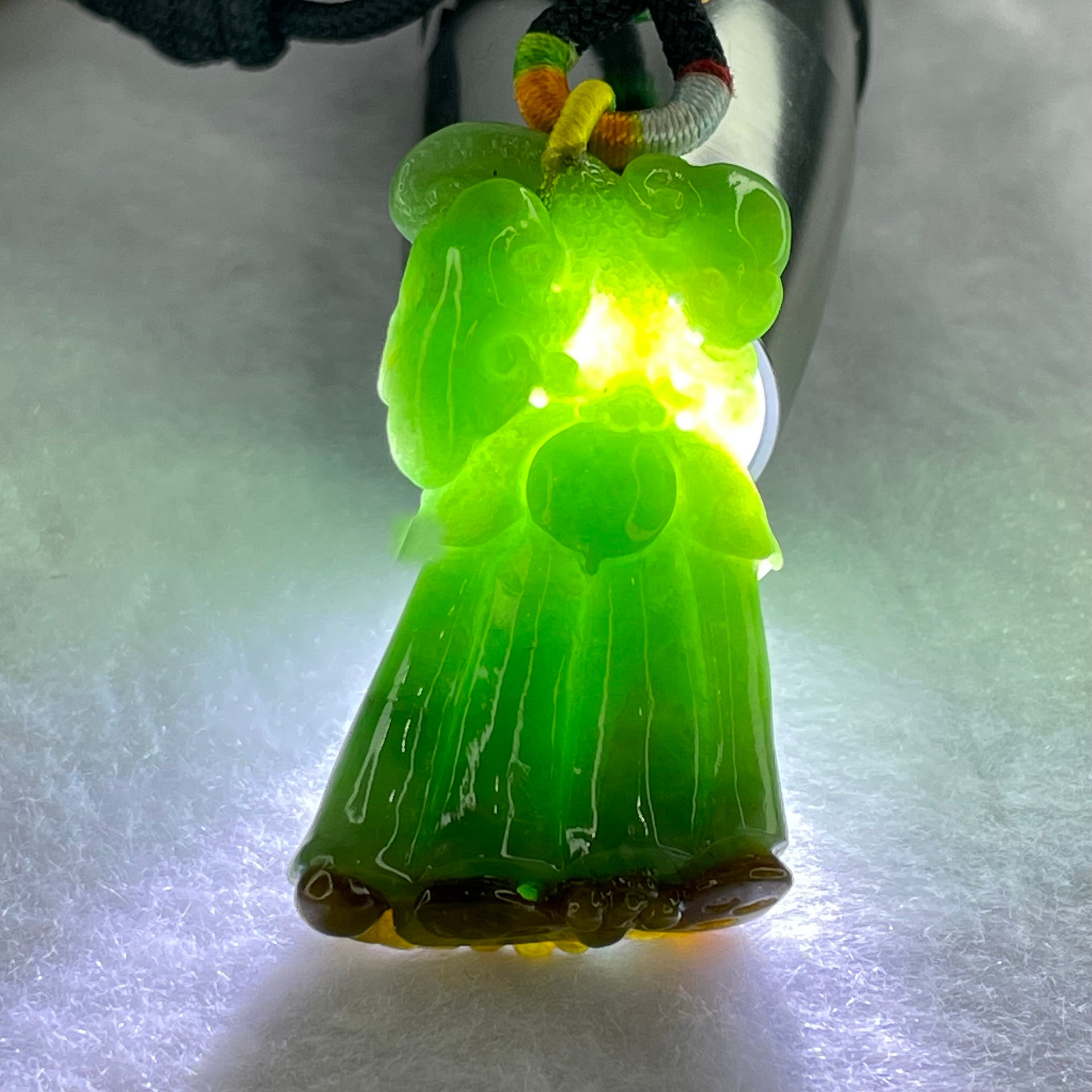 Type A Full Bright Spicy Green and Brown Jadeite Flower Dragonfly Ruyi Coin 17.01g 42.4 by 24.3 by 9.2mm - Huangs Jadeite and Jewelry Pte Ltd