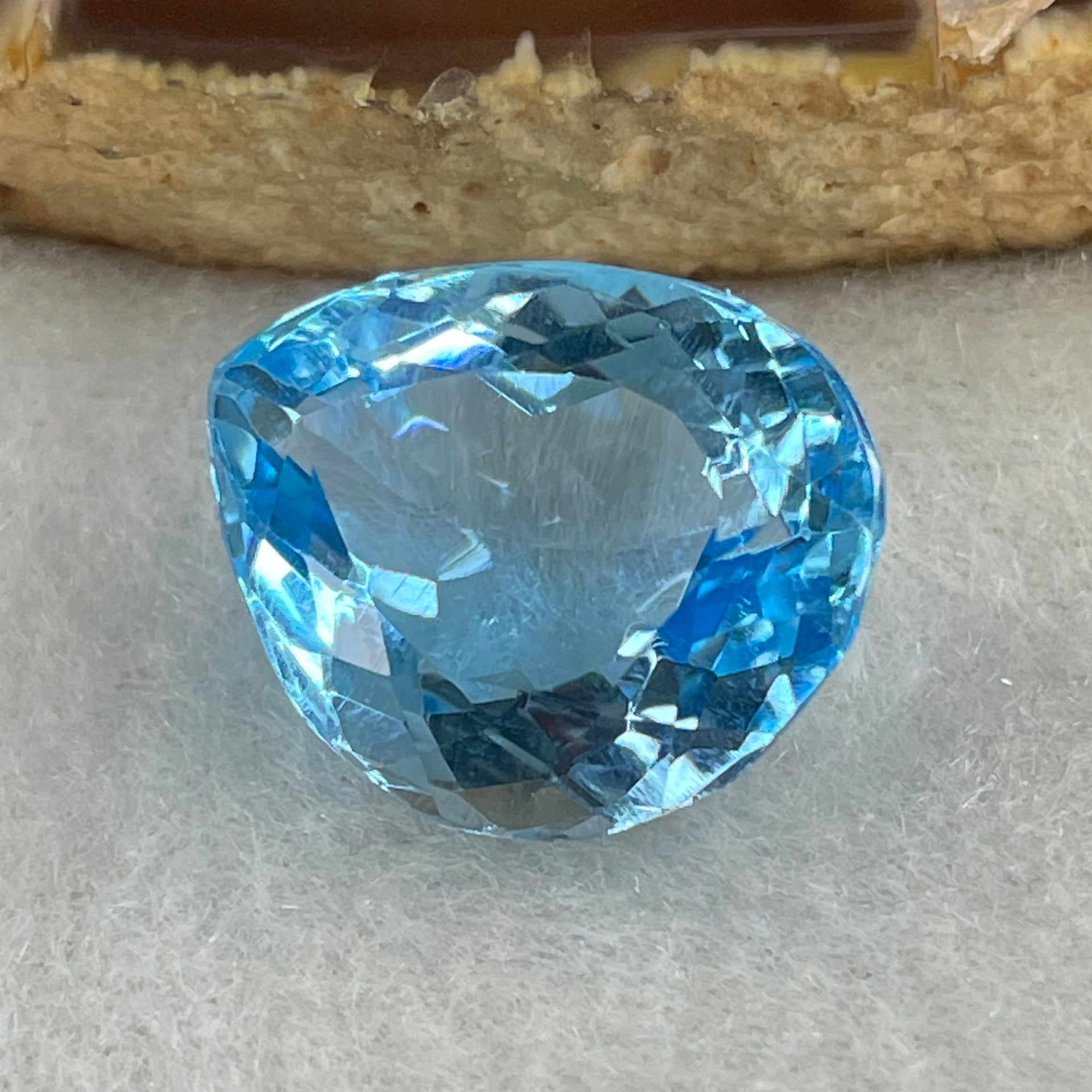 Natural Sky Blue Topaz Teardrop Shape 14.58ct 16.5 by 13.2 by 8.4mm - Huangs Jadeite and Jewelry Pte Ltd