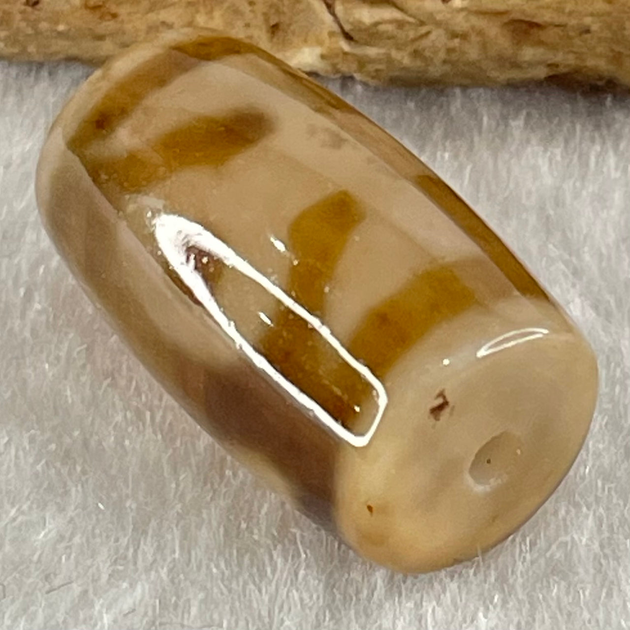 Natural Powerful Tibetan Old Oily Agate Patina Guiren Tairen Human Dzi Bead Totem Amulet Heavenly Master (Tian Zhu) 贵人天诛 4.77g 19.6 by 11.6mm - Huangs Jadeite and Jewelry Pte Ltd
