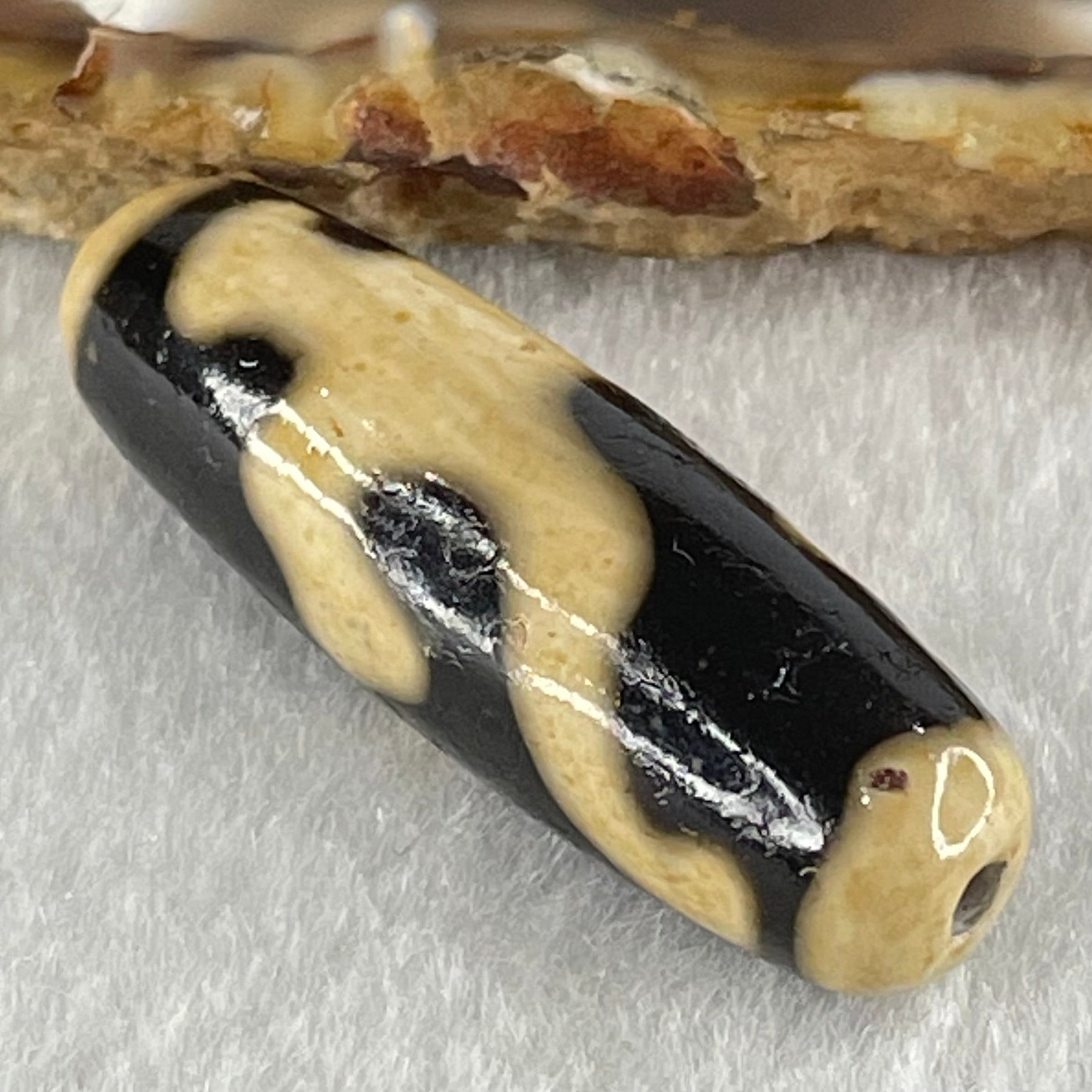 Natural Powerful Tibetan Old Oily Agate Zodiac Horse Dzi Bead Heavenly Master (Tian Zhu) 马天珠 8.44g 38.2 by 12.1mm - Huangs Jadeite and Jewelry Pte Ltd