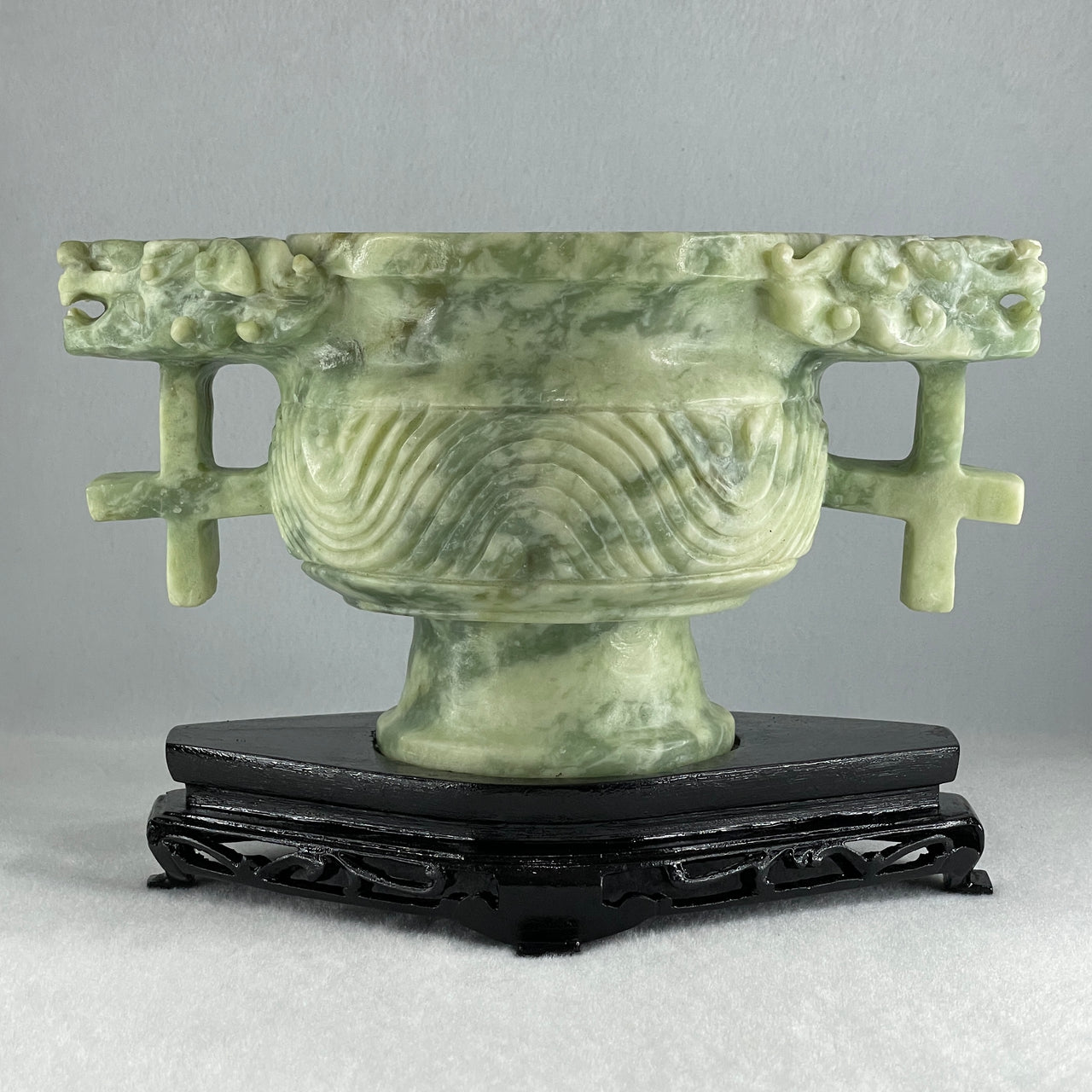 Natural Green with White Piao Hua Serpentine Double Dragon Head on Wealth Pot with Wooden Stand Display 2,463.9g 231.0 by 127.0 by 156.0mm
