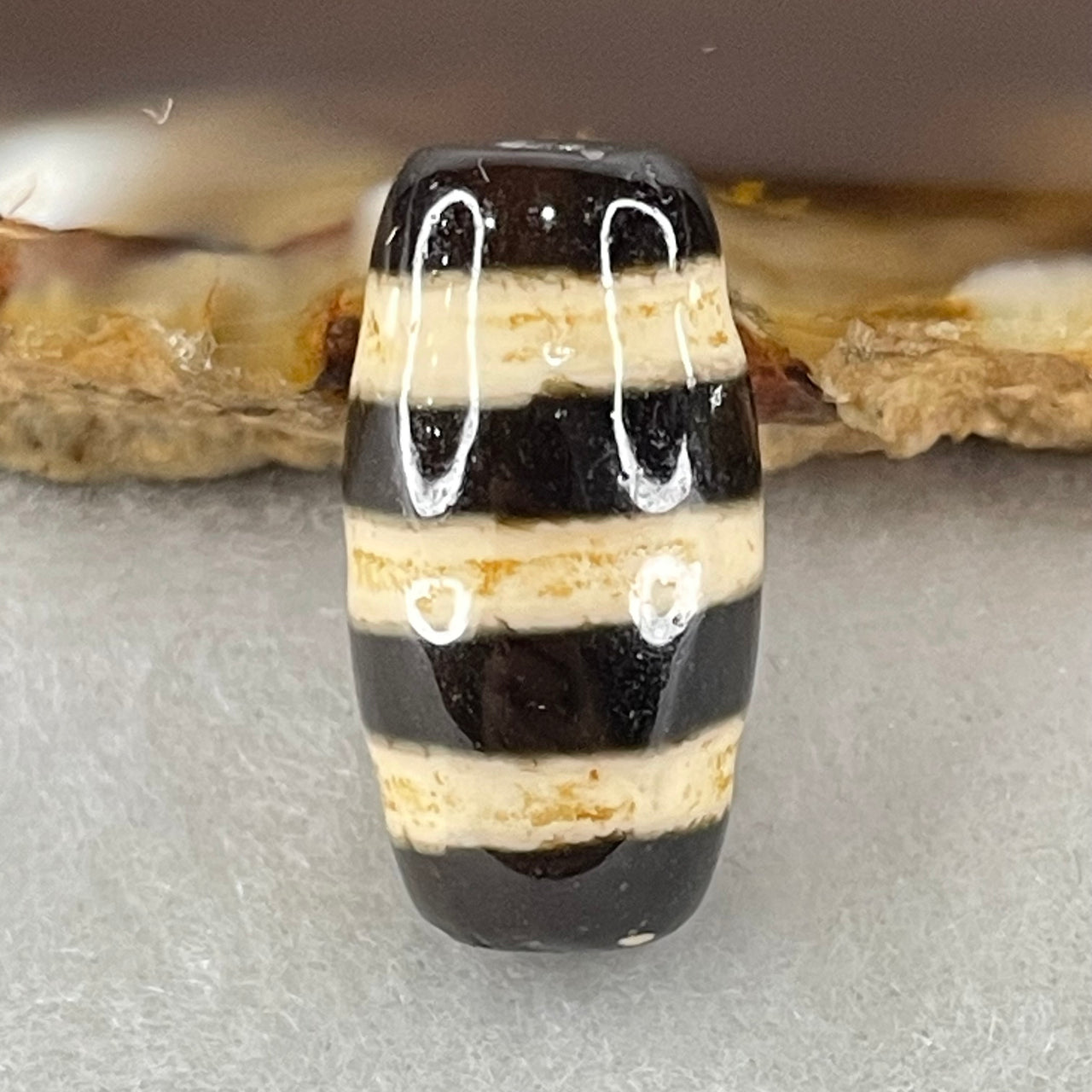Natural Powerful Tibetan Old Oily Agate 3-Lines Dzi Bead Heavenly Master (Tian Zhu) 三行天诛 3.09g 19.9 by 10.1mm - Huangs Jadeite and Jewelry Pte Ltd