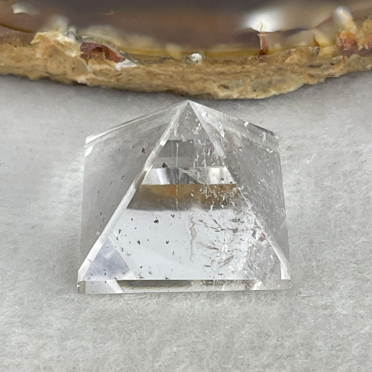 High Grade 8.94g Natural Clear Quartz Sacred Pyramid | Precision High-Clarity Energy Amplifier | Miniature Manifestation & Pocket Meditation Crystalline Monolith (21.0x16.9mm)