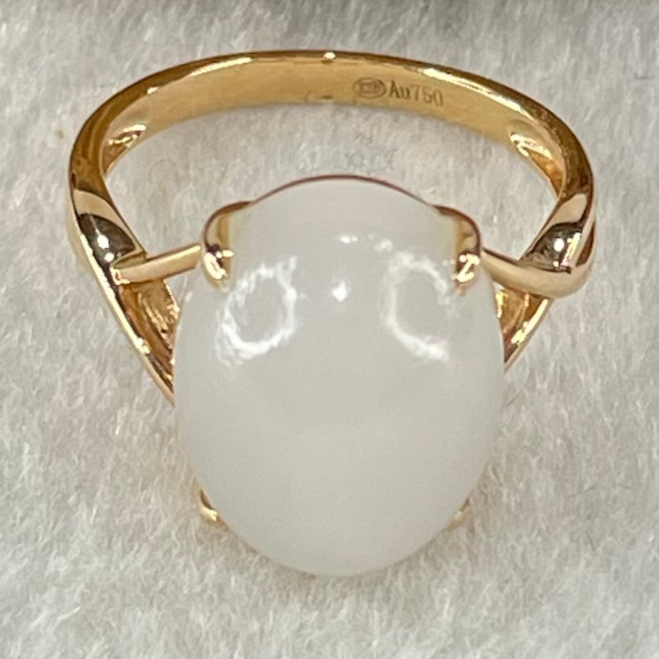 Natural White Nephrite in 18K Rose Gold Ring 4.29g 14.2 by 11.3 by 7.5mm US6.2 HK13.5 - Huangs Jadeite and Jewelry Pte Ltd