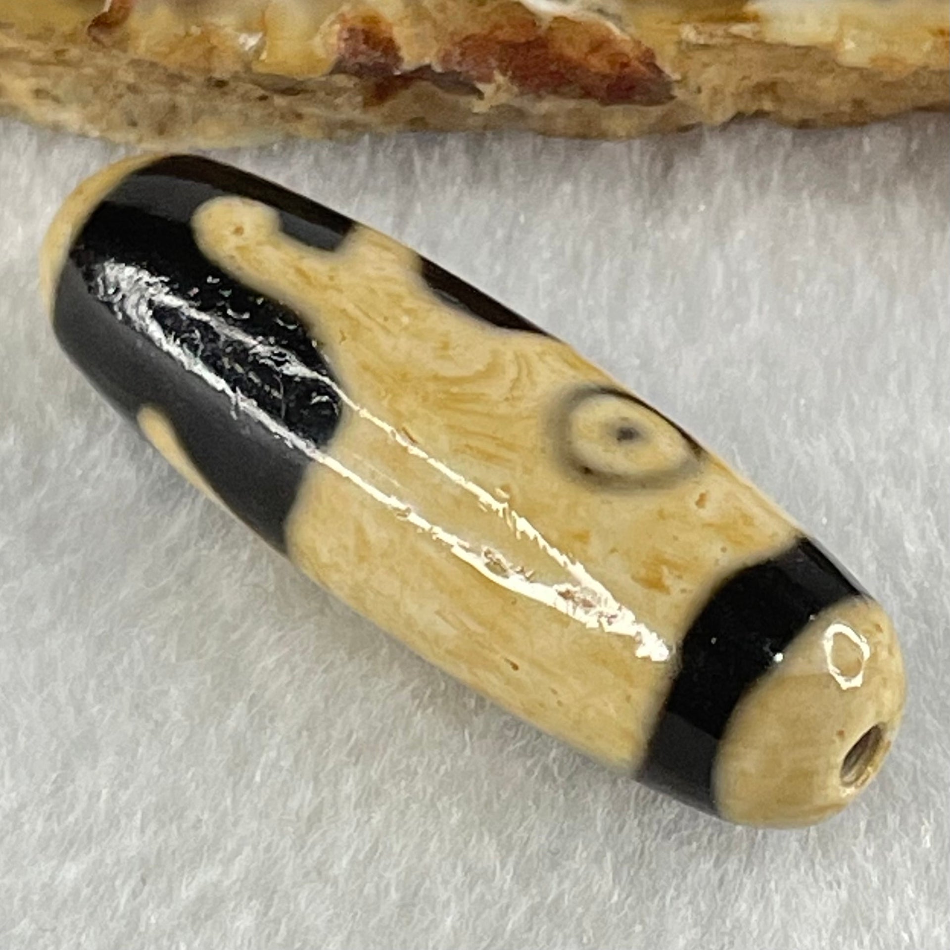 Natural Powerful Tibetan Old Oily Agate Pig Dzi Bead Heavenly Master (Tian Zhu) 猪天珠 9.21g 38.9 by 12.5mm - Huangs Jadeite and Jewelry Pte Ltd