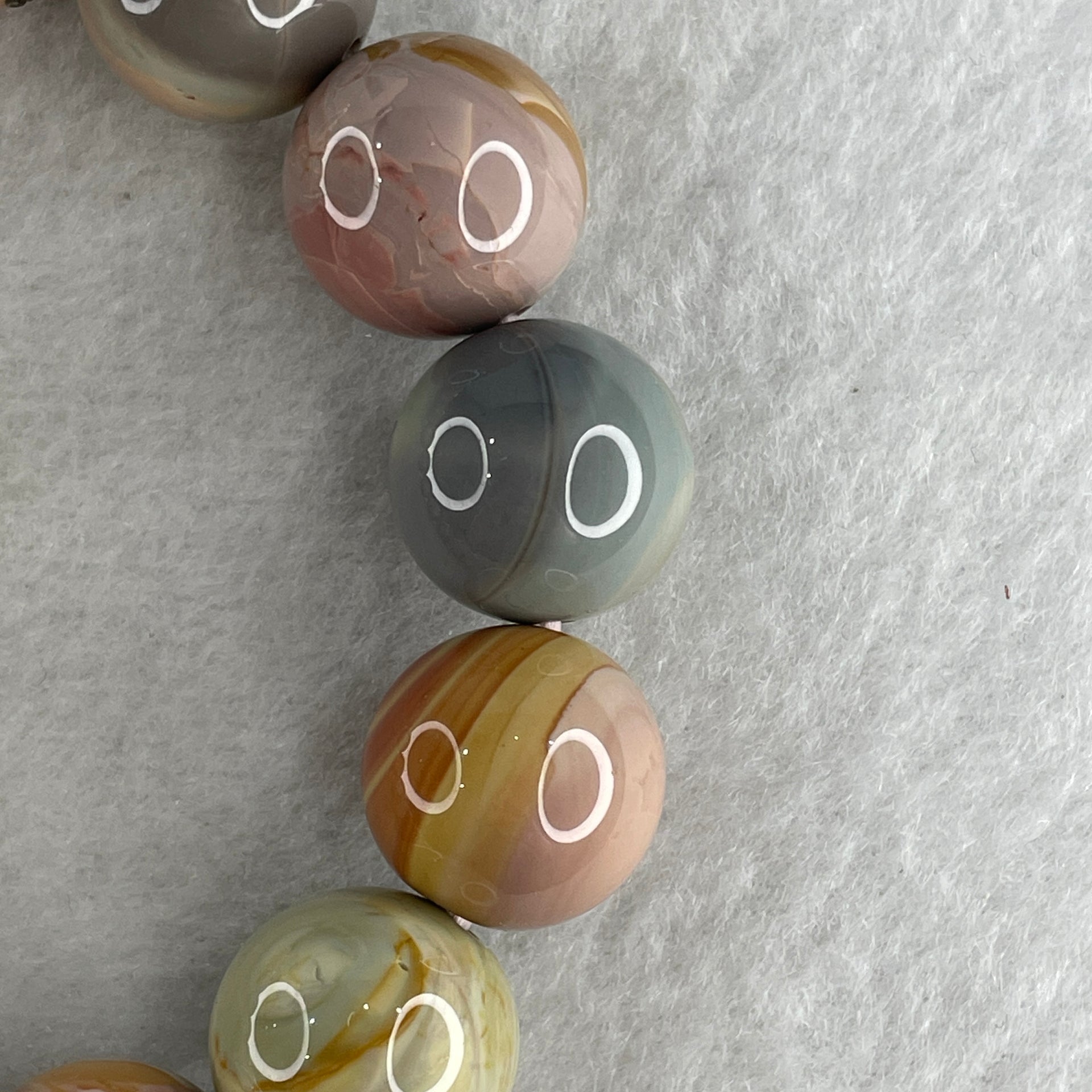 Natural Alashan Agate Greyish Pink Beads Bracelet 59.72g 16cm 15.0mm 14Beads - Huangs Jadeite and Jewelry Pte Ltd