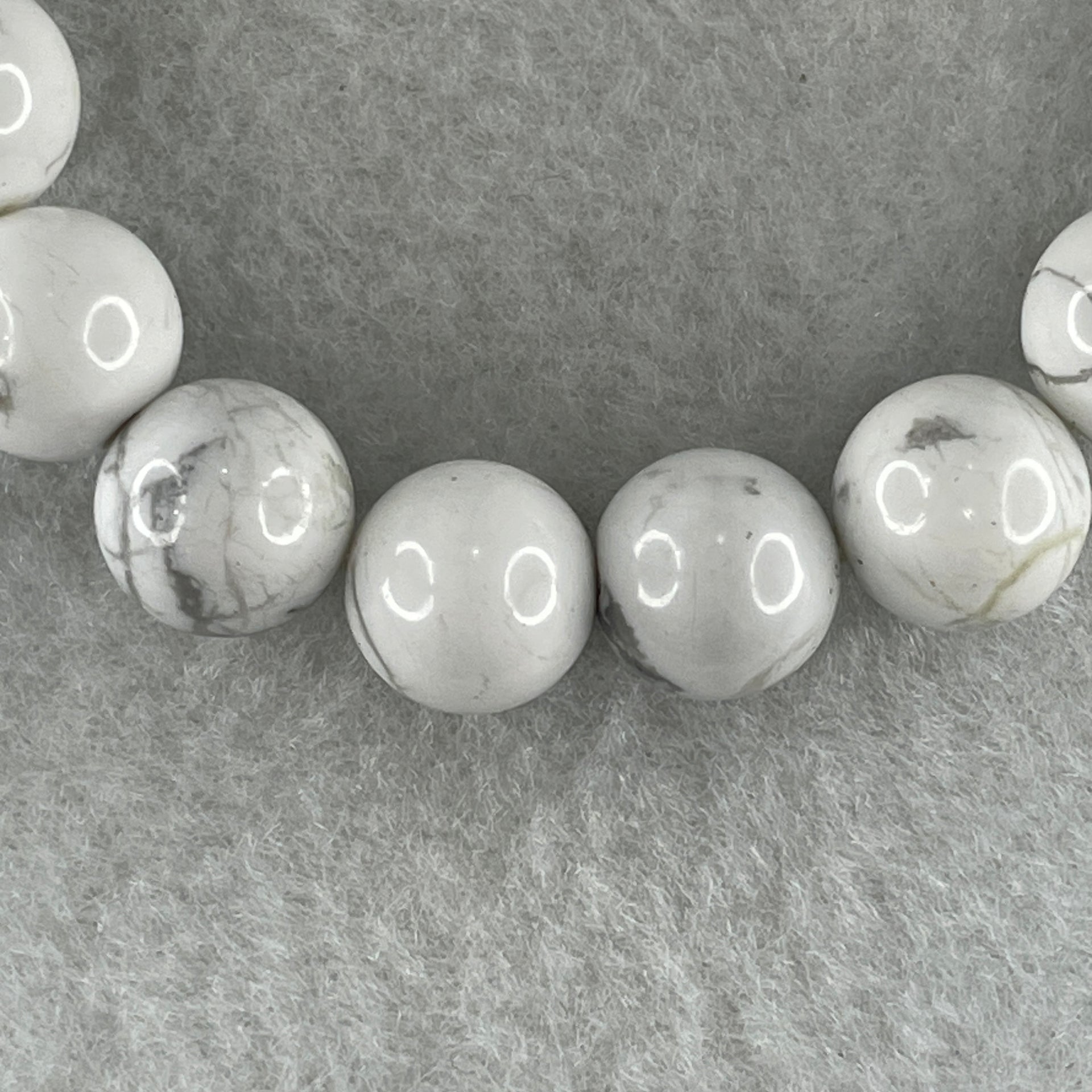 Natural Magnesite Calcite Beads Bracelet 30.38g 16cm 10.1mm 20Beads - Huangs Jadeite and Jewelry Pte Ltd