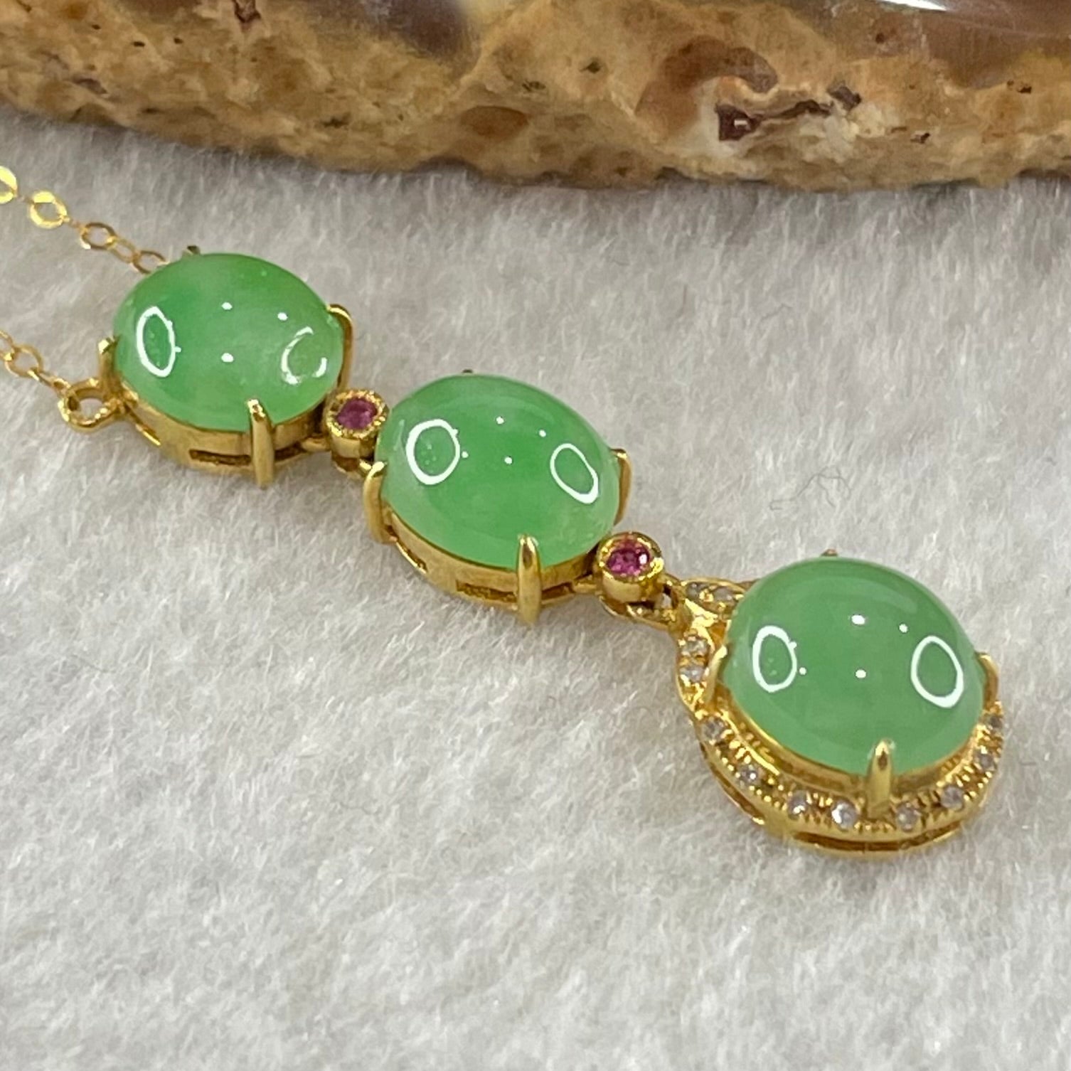 Type A Icy Apple Green Jadeite Cabouchons in 18K Yellow Gold Necklace each about 7.1 by 6.3 by 4.0mm 3.10g 39 or 42cm - Huangs Jadeite and Jewelry Pte Ltd