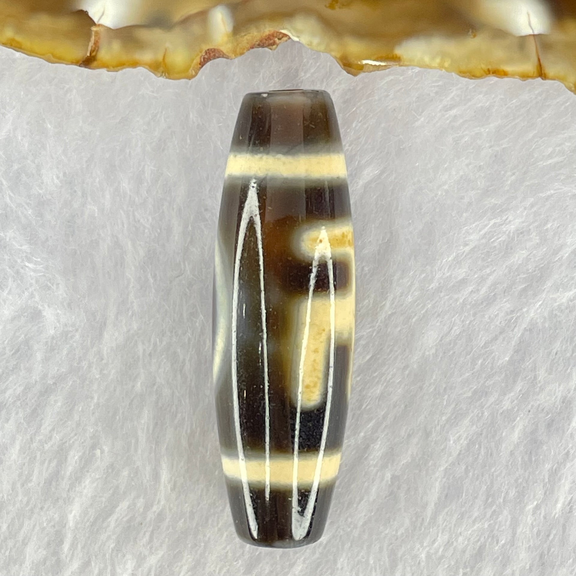 Natural Powerful Tibetan Old Oily Agate 1 Eye With Swastika Dzi Bead (Hotu Dzi) 7.76g 37.9 by 11.9mm - Huangs Jadeite and Jewelry Pte Ltd