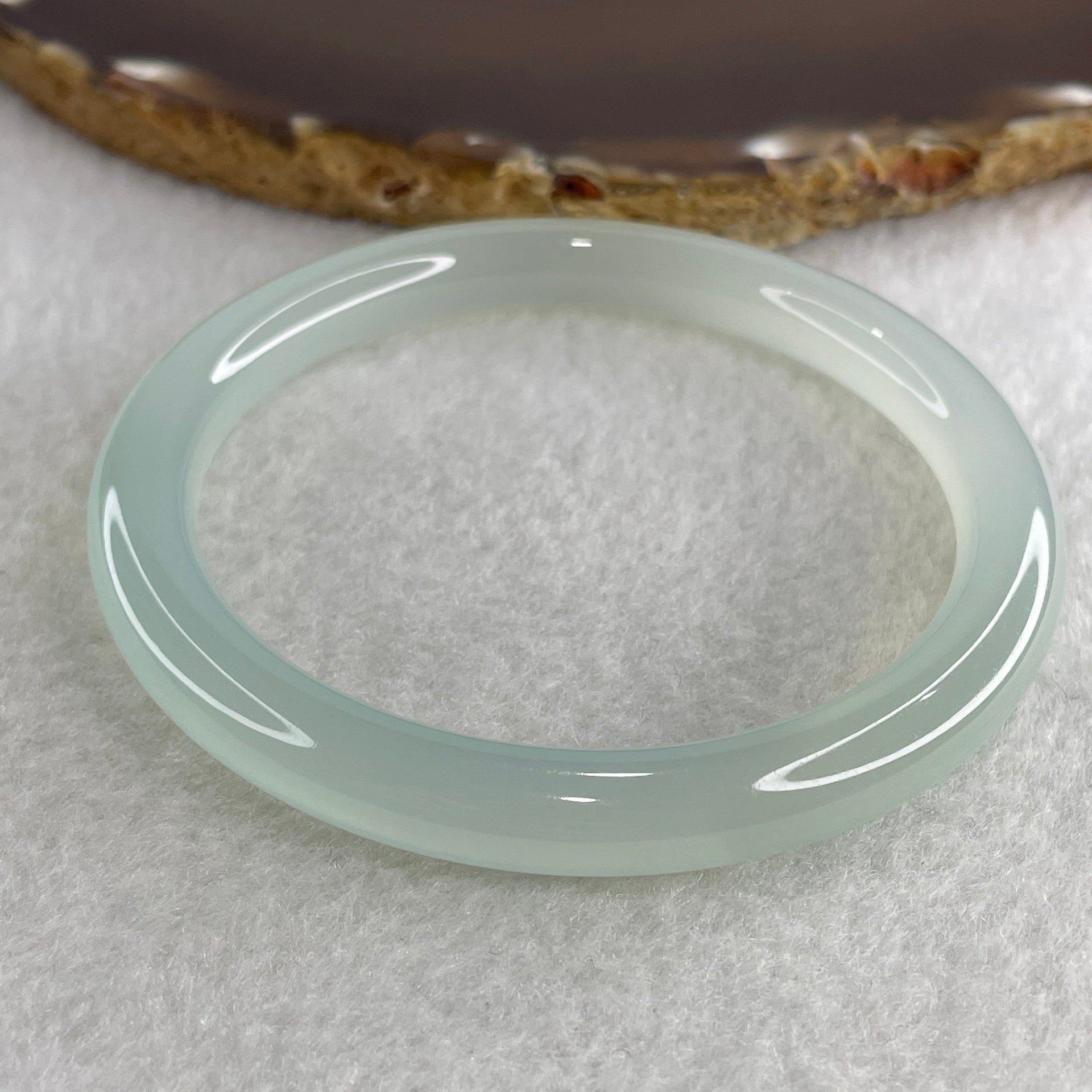 Natural Light Green Agate Bangle 27.77g Internal Diameter57.8mm 8.0 by 8.0mm (Perfect) - Huangs Jadeite and Jewelry Pte Ltd