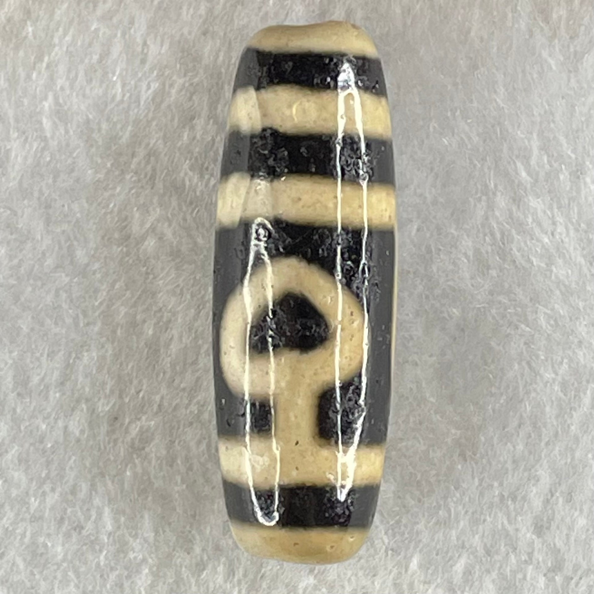 Natural Powerful Tibetan Old Oily Agate One Eye With Bodhi Tree Bead Heavenly Master (Tian Zhu) 10.08g 38.0 by 13.0mm - Huangs Jadeite and Jewelry Pte Ltd