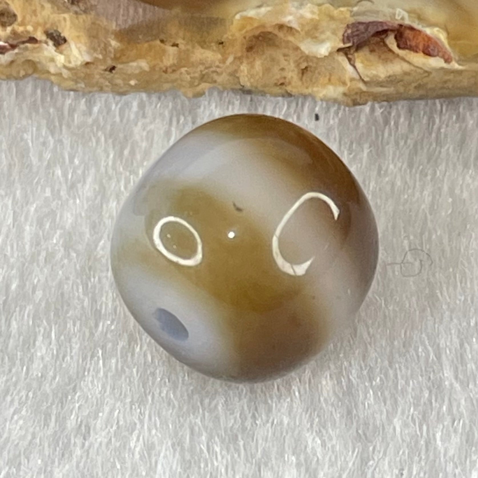 Natural Powerful Tibetan Old Oily Agate 1 Line Dzi Bead Heavenly Master (Tian Zhu) 1.87g 9.8 by 10.9mm - Huangs Jadeite and Jewelry Pte Ltd