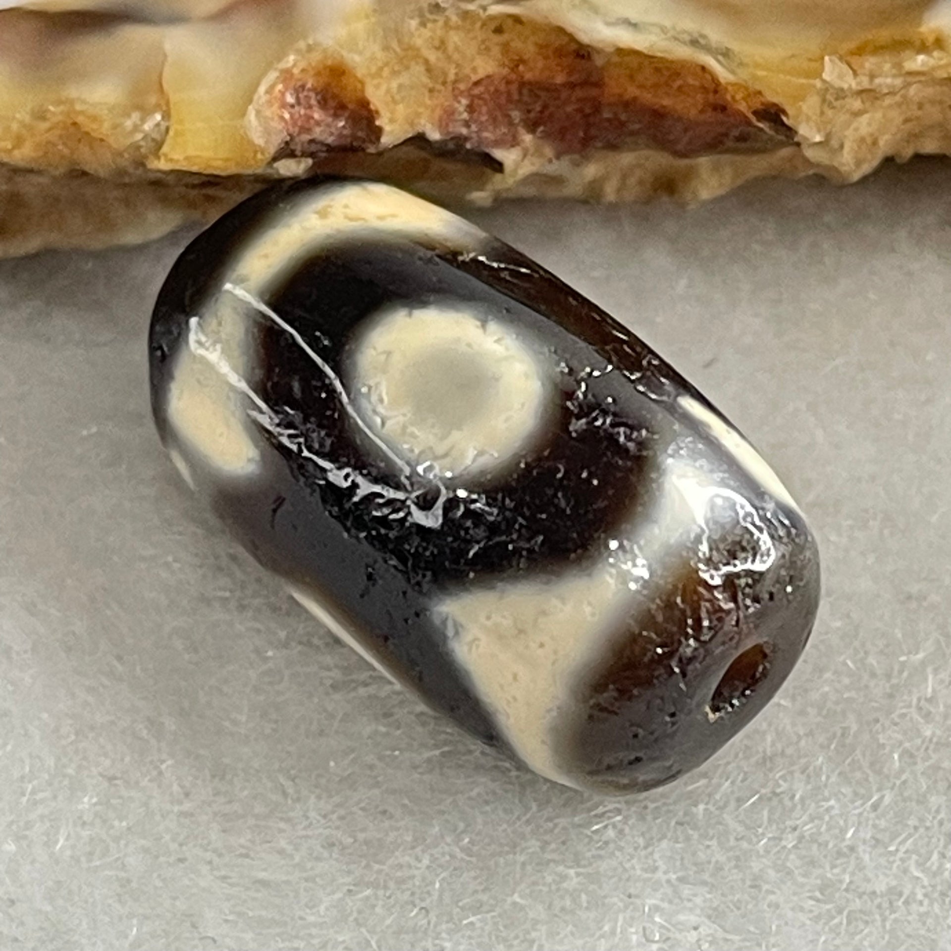 Natural Powerful Tibetan Old Oily Agate 3 Eyes Dzi Bead Heavenly Master (Tian Zhu) 三眼天诛 2.83g 17.4 by 10.1mm - Huangs Jadeite and Jewelry Pte Ltd