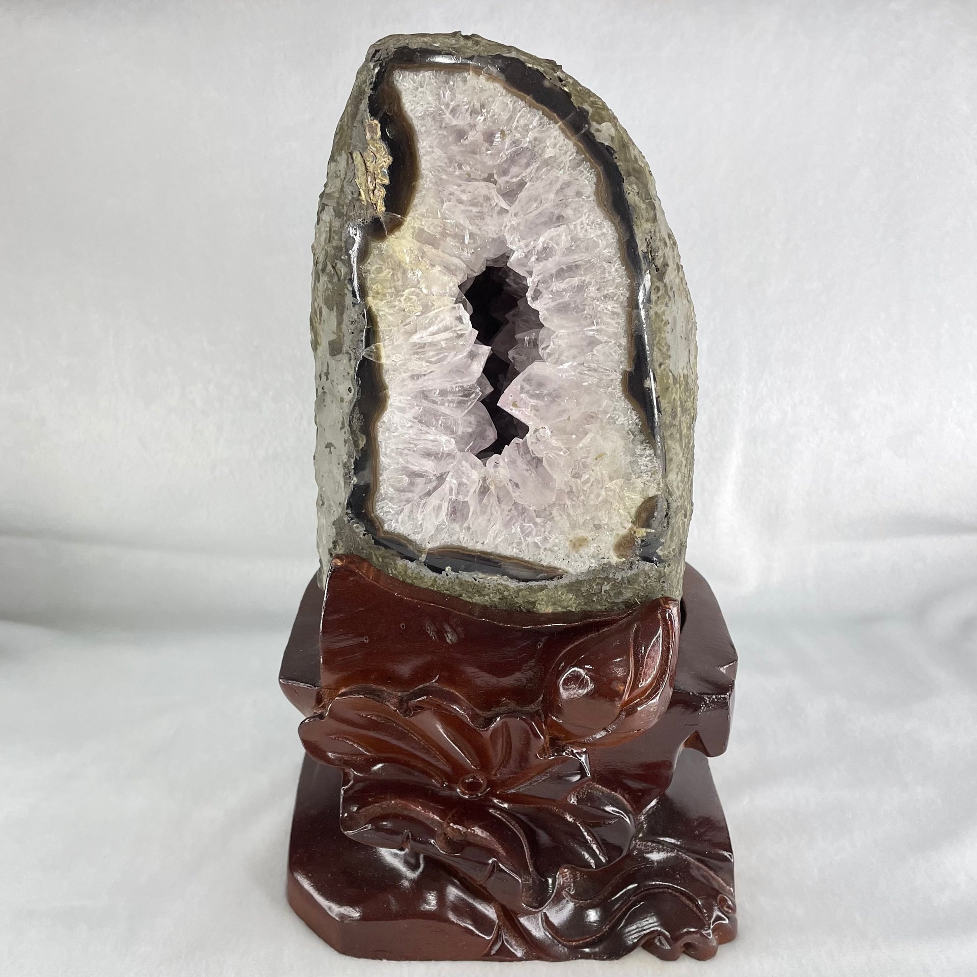 Natural Amethyst Cave with Wooden Stand 3,899.5g 142.8 by 151.0 by 245.0mm - Huangs Jadeite and Jewelry Pte Ltd