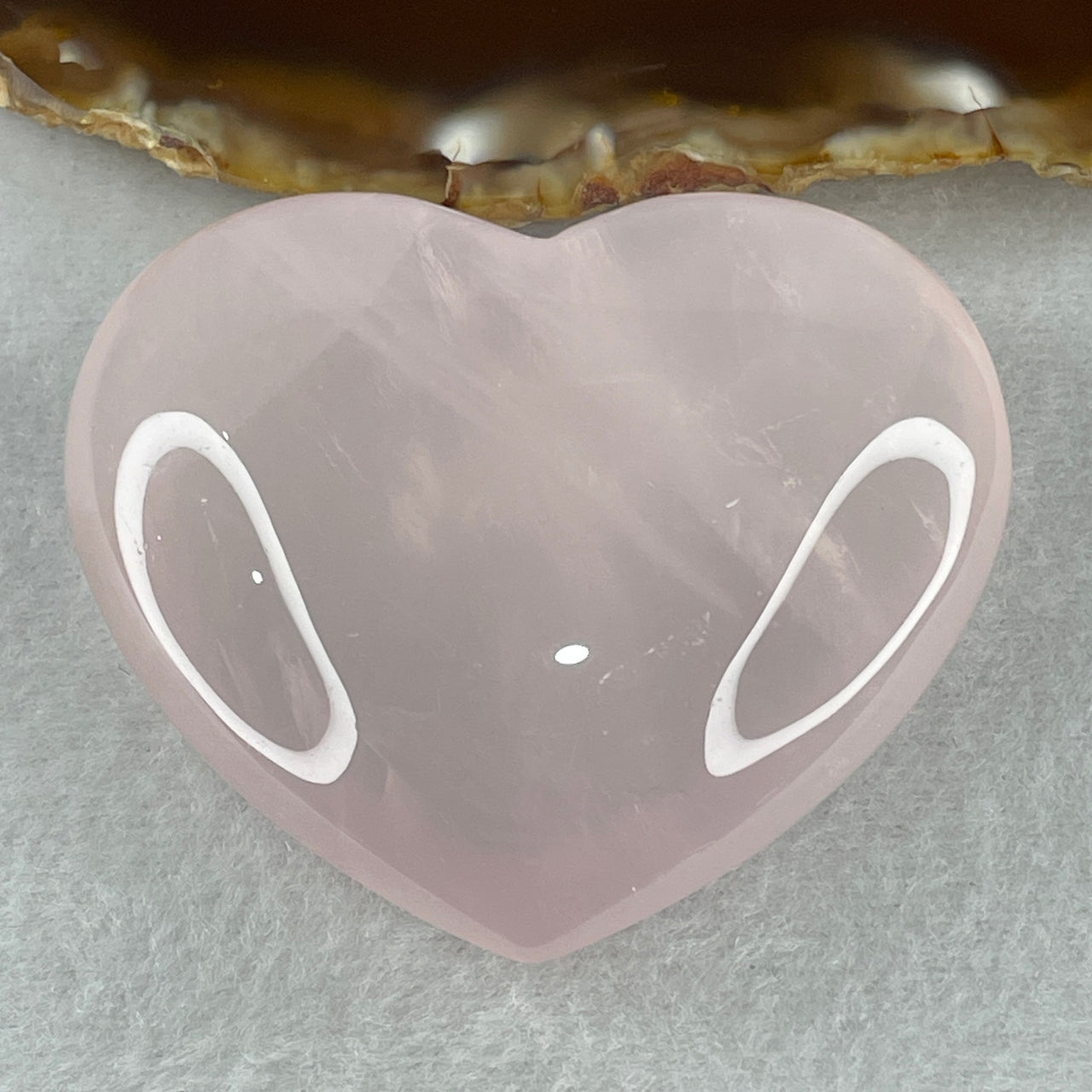 Above Average Grade Natural Rose Quartz Heart Shape Display 82.82g 49.2 by 59.0 by 20.8mm