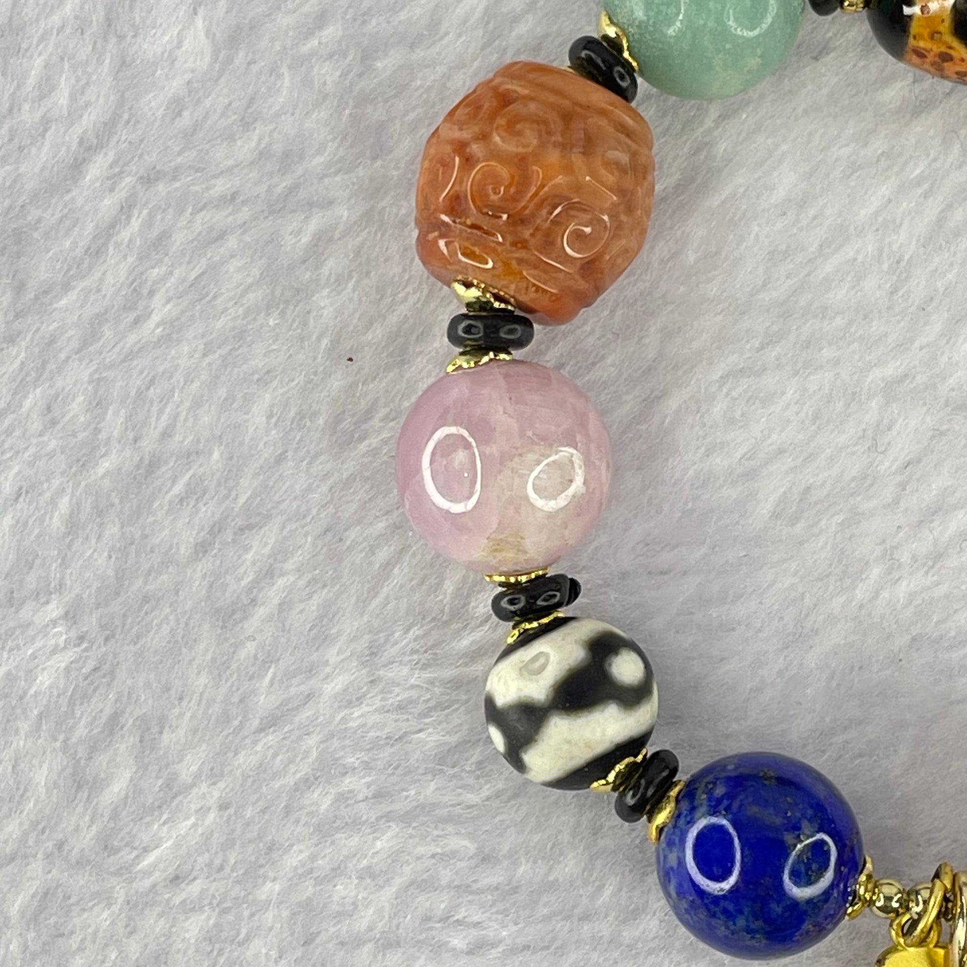 Muti Treasure with Tibetan Old Oily Agate Dzi Beads 3 Eye with Natural Crystals Beads Bracelet 37.56g 16.5cm 21.8 by 13.5mm, 11.2 by 11.7mm, 9.8 by 10.3mm - Huangs Jadeite and Jewelry Pte Ltd