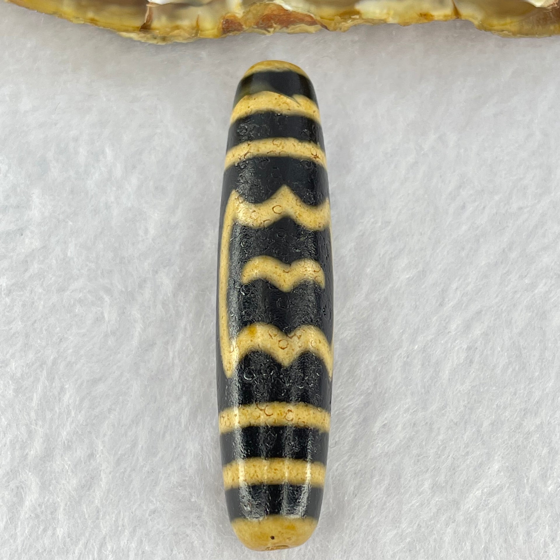 Natural Powerful Tibetan Old Oily Agate Garuda Long Dzi Bead Heavenly Master (Tian Zhu) 15.09g 56.4 by 13.3mm - Huangs Jadeite and Jewelry Pte Ltd