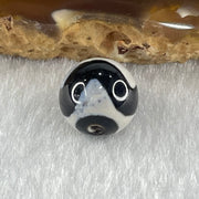 Natural Powerful Tibetan Old Oily Agate Tiger Tooth Daluo Dzi Bead Heavenly Master (Tian Zhu) 虎呀天诛 1.44g 10.3 by 10.3mm - Huangs Jadeite and Jewelry Pte Ltd