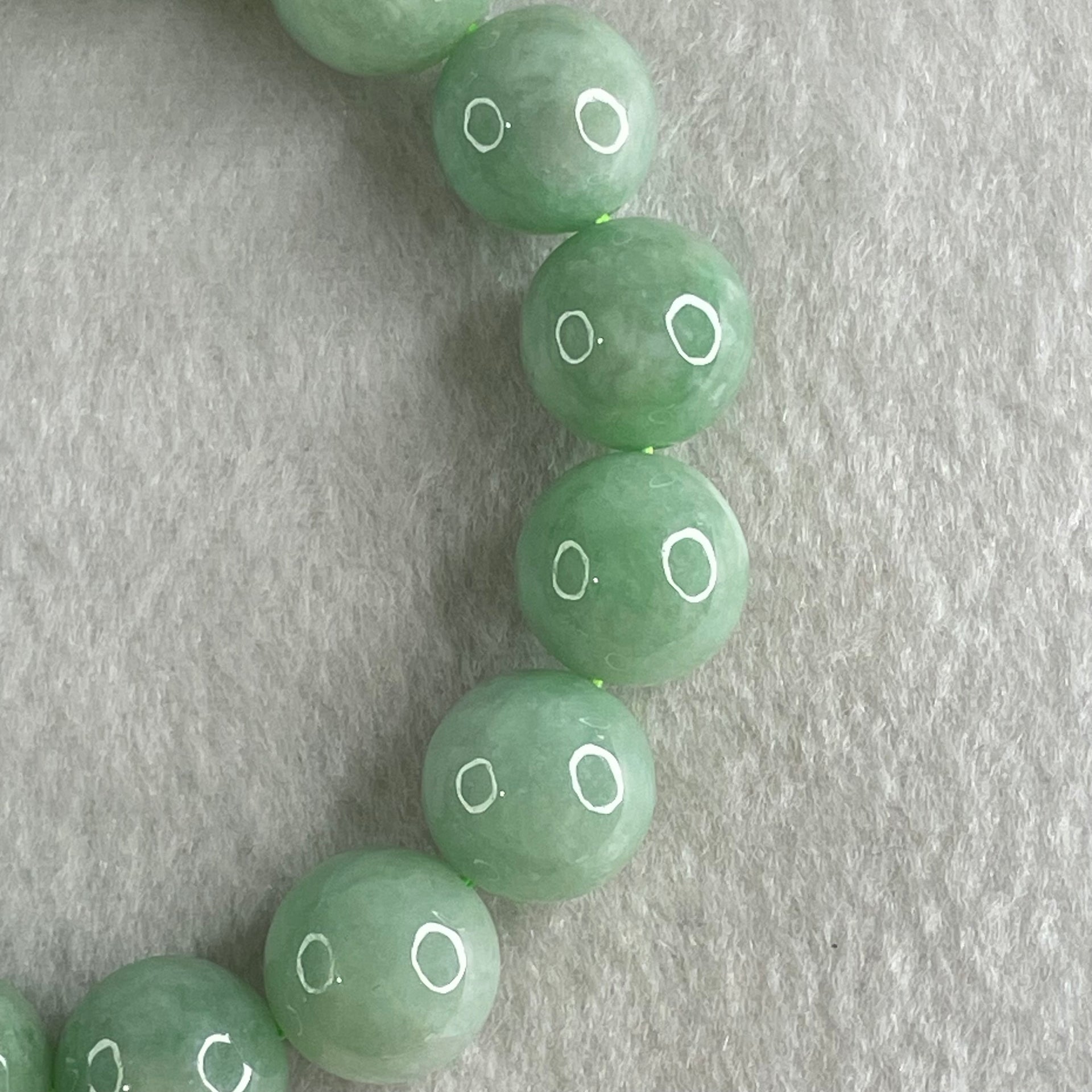Type A Green Jadeite Beads Bracelet 60.11g 16cm 13.1mm 16 Beads - Huangs Jadeite and Jewelry Pte Ltd