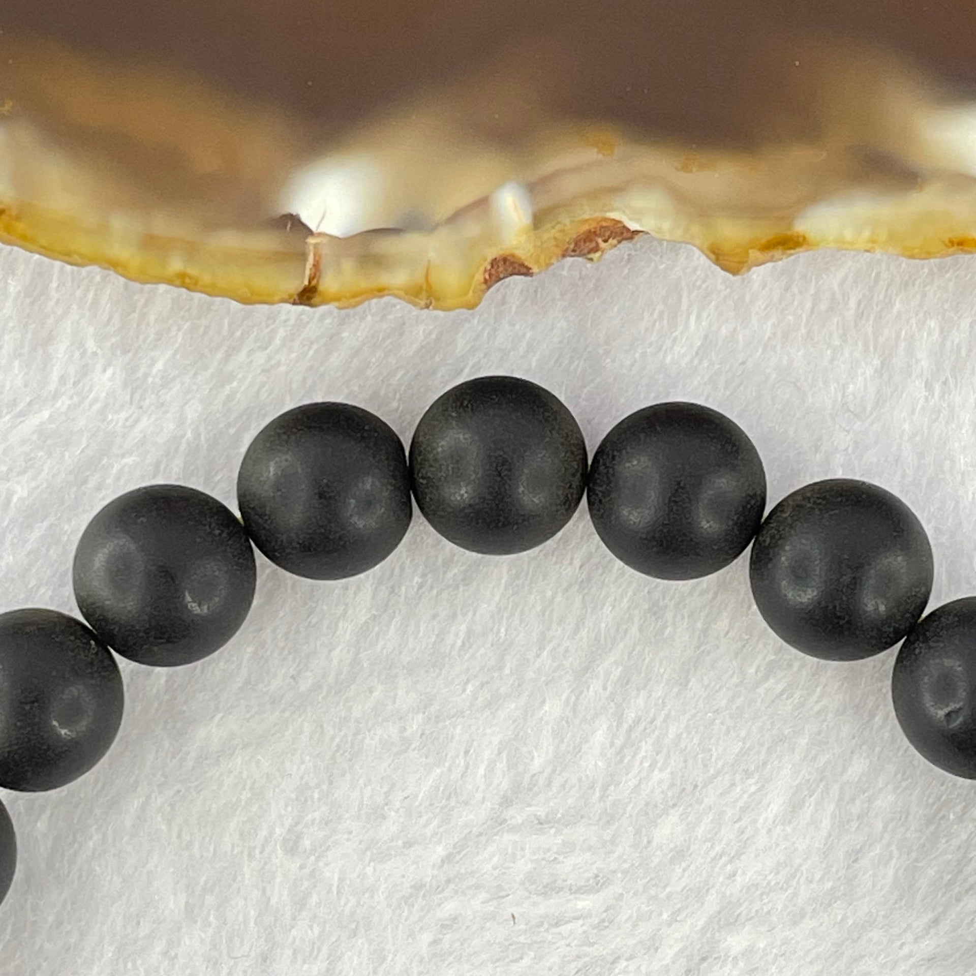 Natural Iron Blood King Amber Beads Bracelet 天然铁血王琥珀手链 9.22g 16.5cm 9.7mm 21 Beads - Huangs Jadeite and Jewelry Pte Ltd