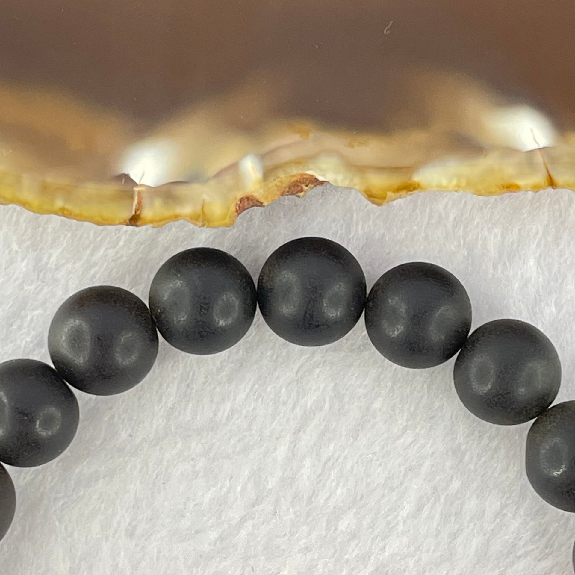 Natural Iron Blood King Amber Beads Bracelet 天然铁血王琥珀手链 10.50g 17cm 9.8mm 21 Beads - Huangs Jadeite and Jewelry Pte Ltd