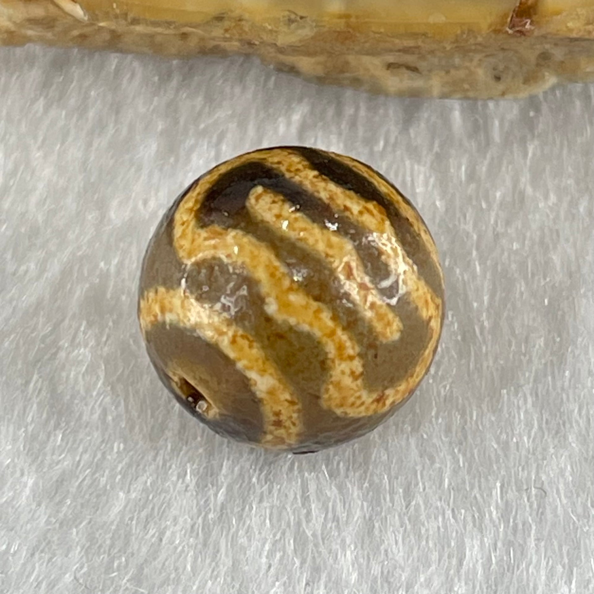 Natural Powerful Tibetan Old Oily Agate Double Garuda Dzi Bead Heavenly Master (Tian Zhu) 1.59g 10.3 by 10.6mm - Huangs Jadeite and Jewelry Pte Ltd